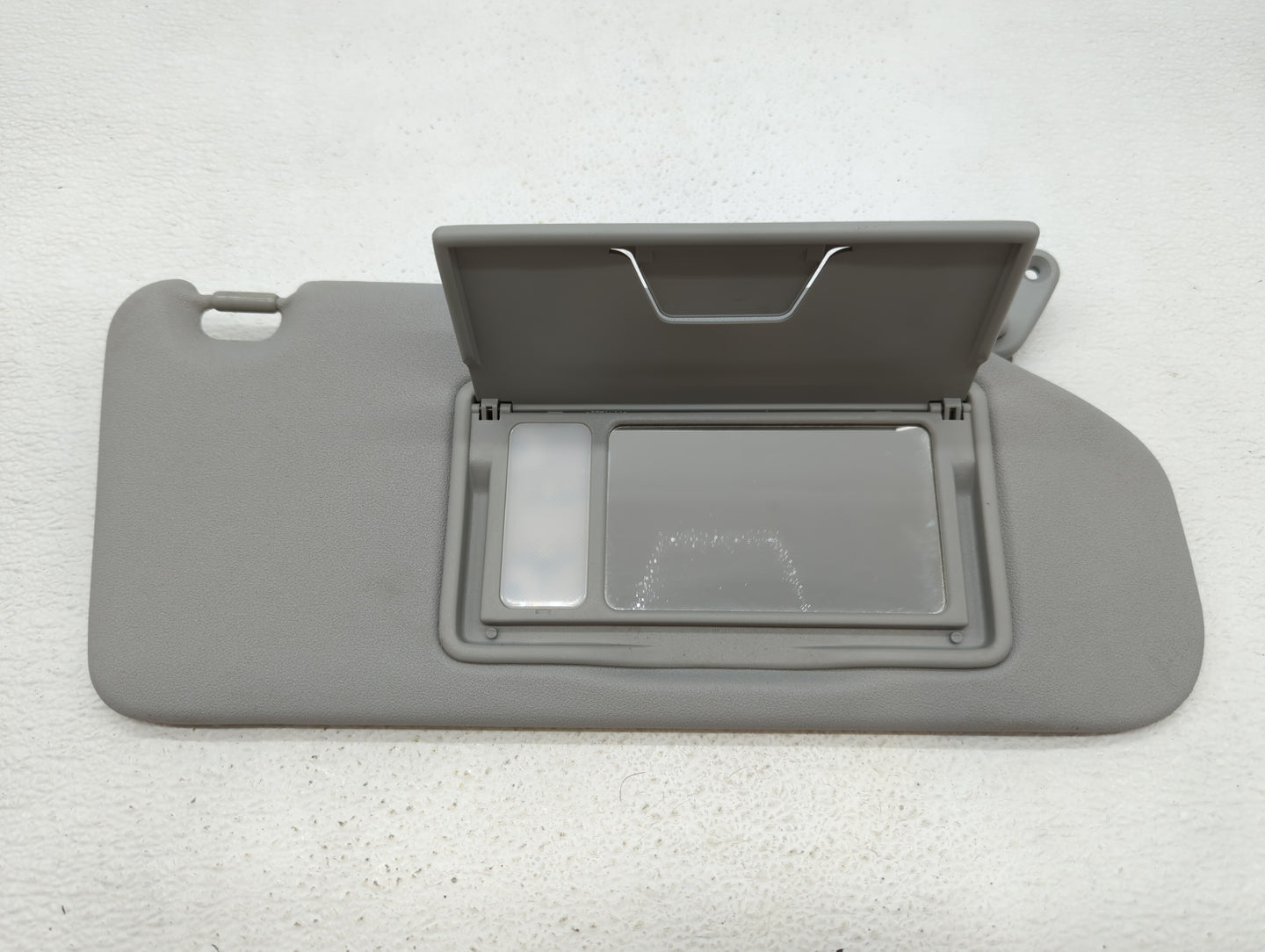 2010-2012 Mitsubishi Outlander Sun Visor Shade Replacement Passenger Right Mirror Fits Fits 2010 2011 2012 OEM Used Auto Par