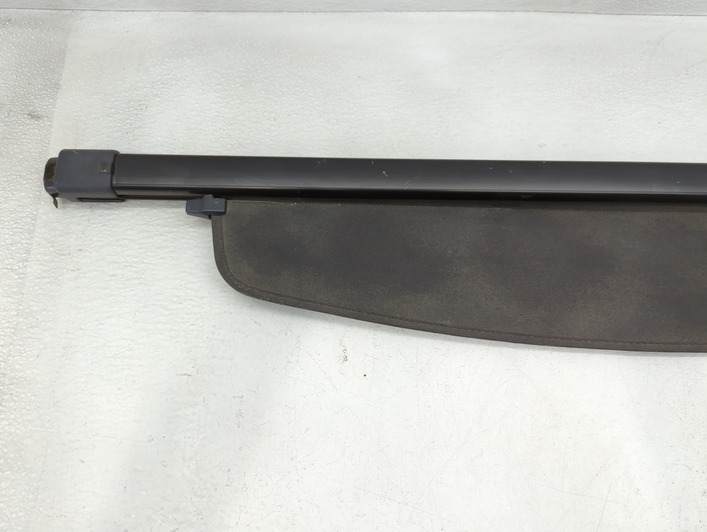 2011 Mitsubishi Outlander Rear Cargo Cover Storage Retractable Shade - Oemusedautoparts1.com