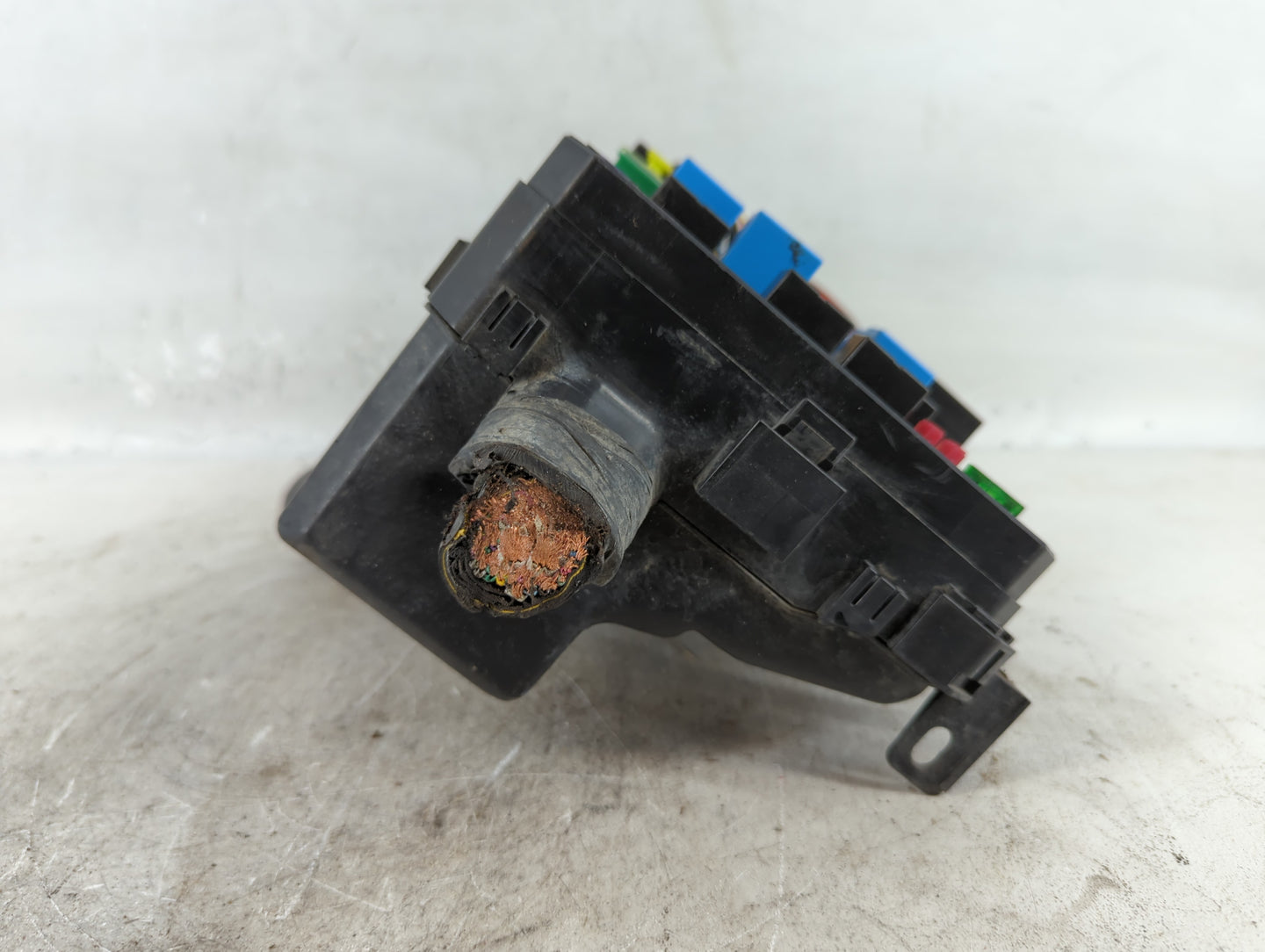 2011-2013 Mitsubishi Outlander Fusebox Fuse Box Panel Relay Module P/N:PP+TD10 PR061-62000 Fits Fits 2011 2012 2013 OEM Used