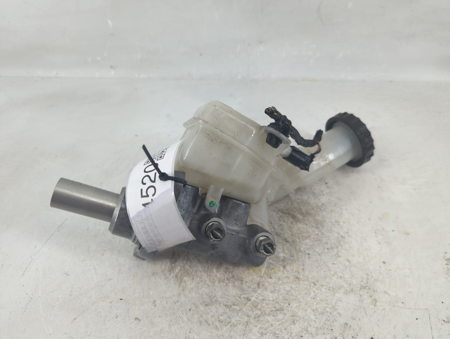 2011-2017 Mitsubishi Outlander Sport Brake Master Cylinder - Oemusedautoparts1.com