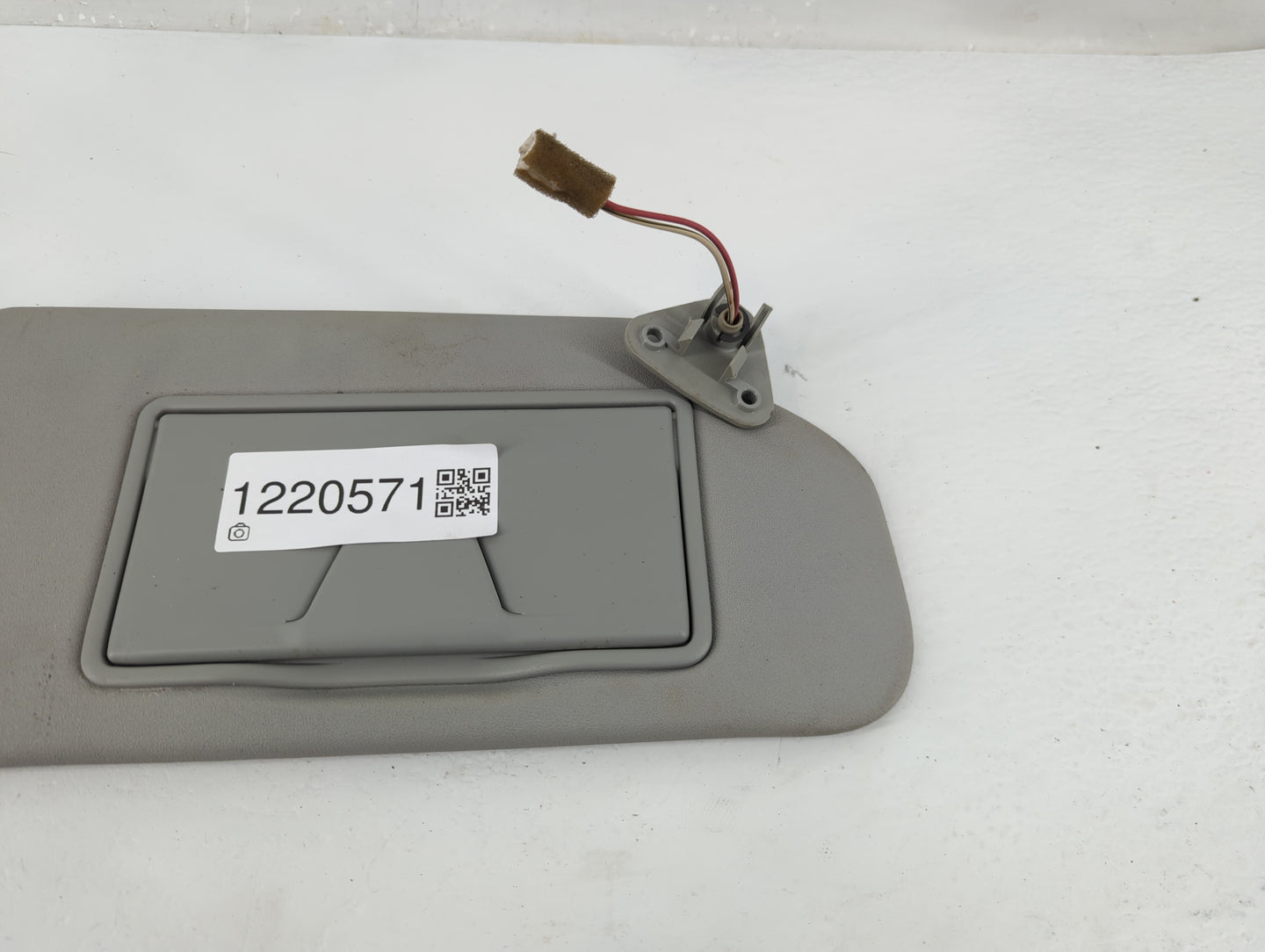 2011-2012 Mitsubishi Outlander Sport Sun Visor Shade Replacement Passenger Right Mirror Fits Fits 2010 2011 2012 OEM Used Au