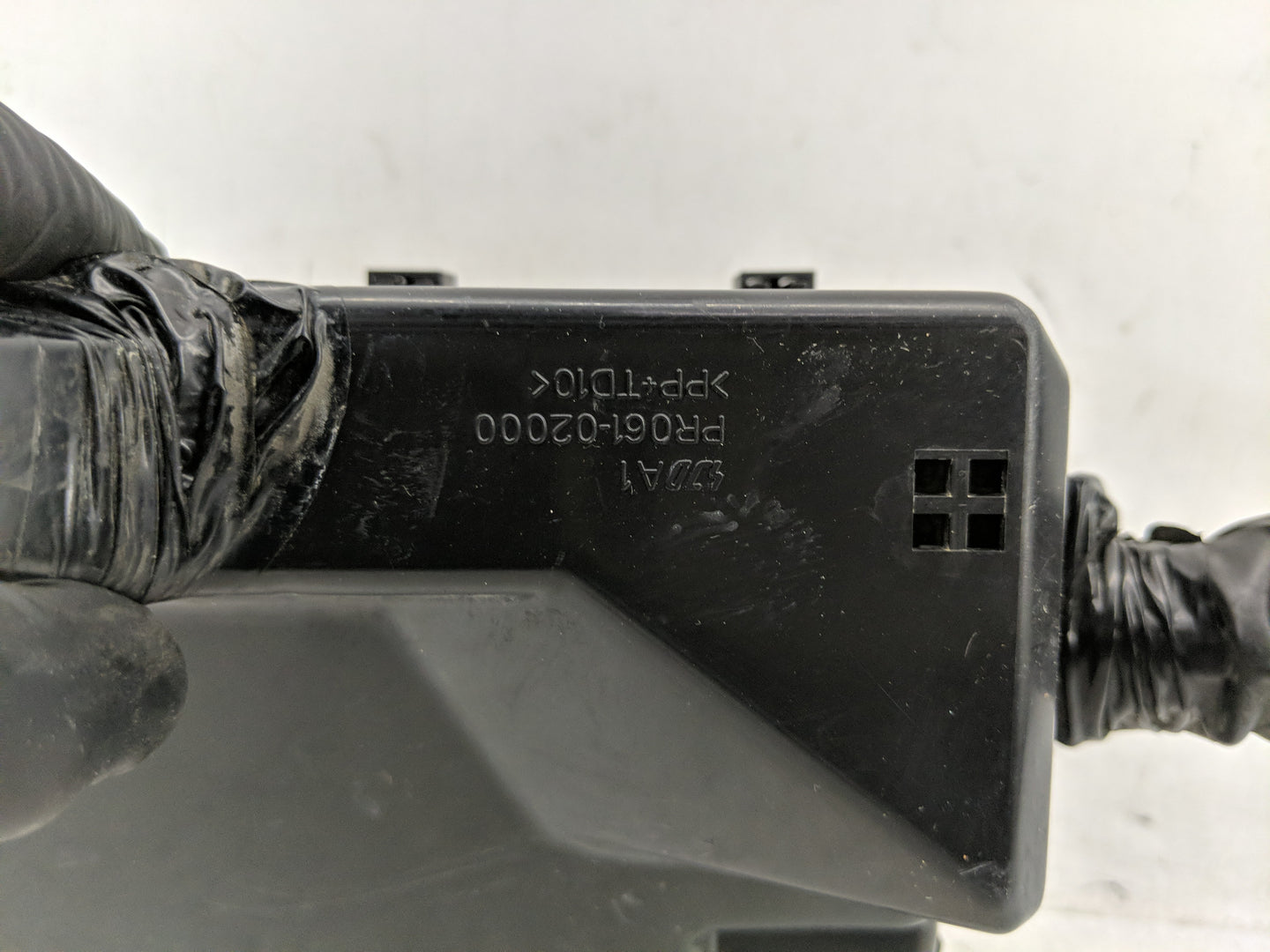 2011 Mitsubishi Outlander Sport Fusebox Fuse Box Panel Relay Module P/N:PR061-02000 Fits OEM Used Auto Parts - Oemusedautopa