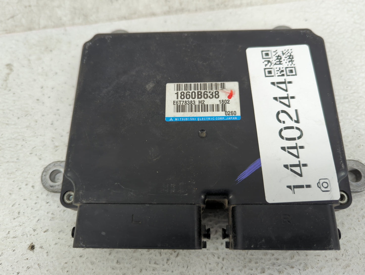 2011 Mitsubishi Outlander Sport PCM Engine Control Computer ECU ECM PCU OEM P/N:1860B638 E6T78383 Fits OEM Used Auto Parts -
