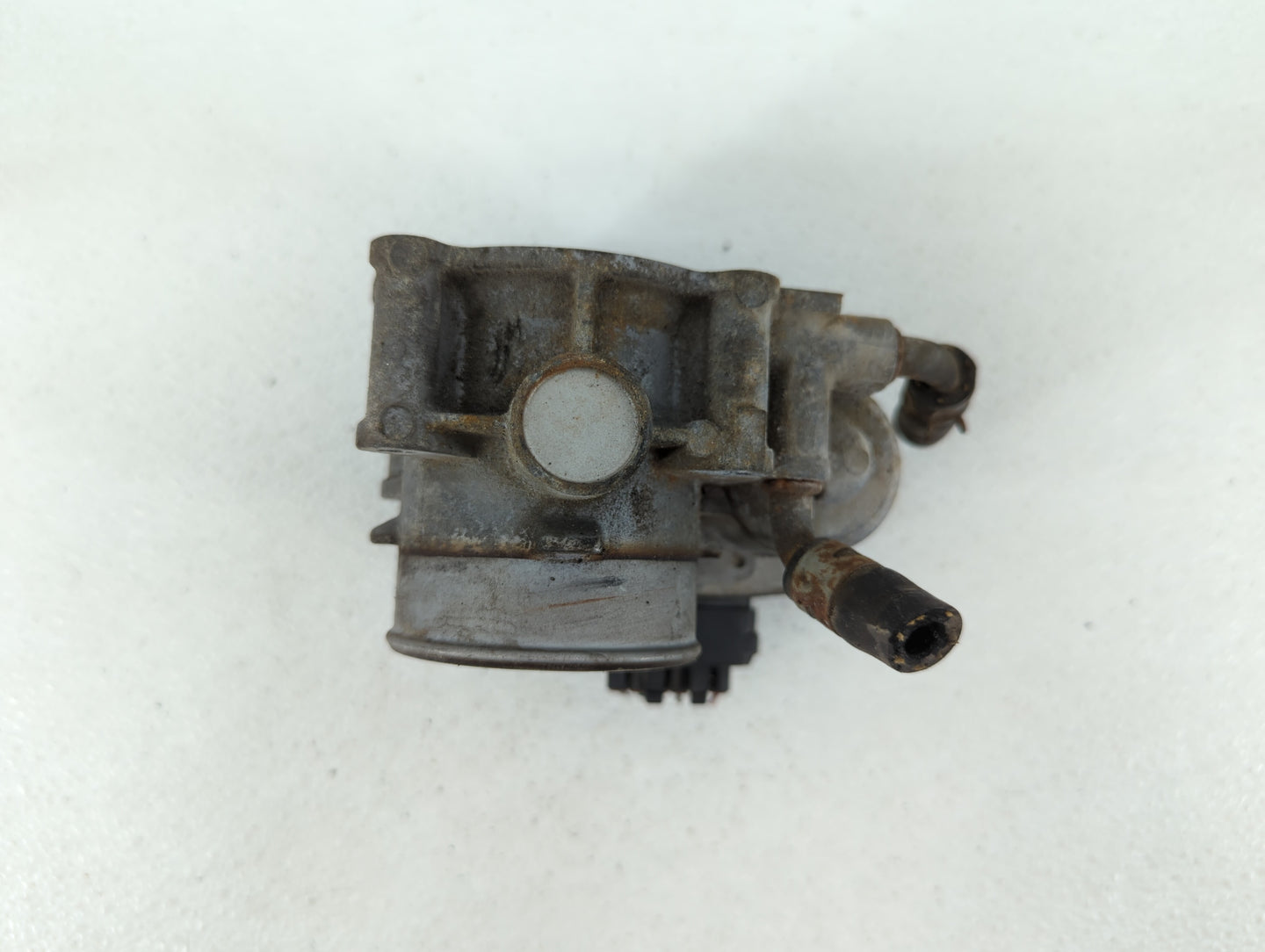 2011 Mitsubishi Outlander Sport Throttle Body P/N:57020 Fits Fits 2008 OEM Used Auto Parts - Oemusedautoparts1.com