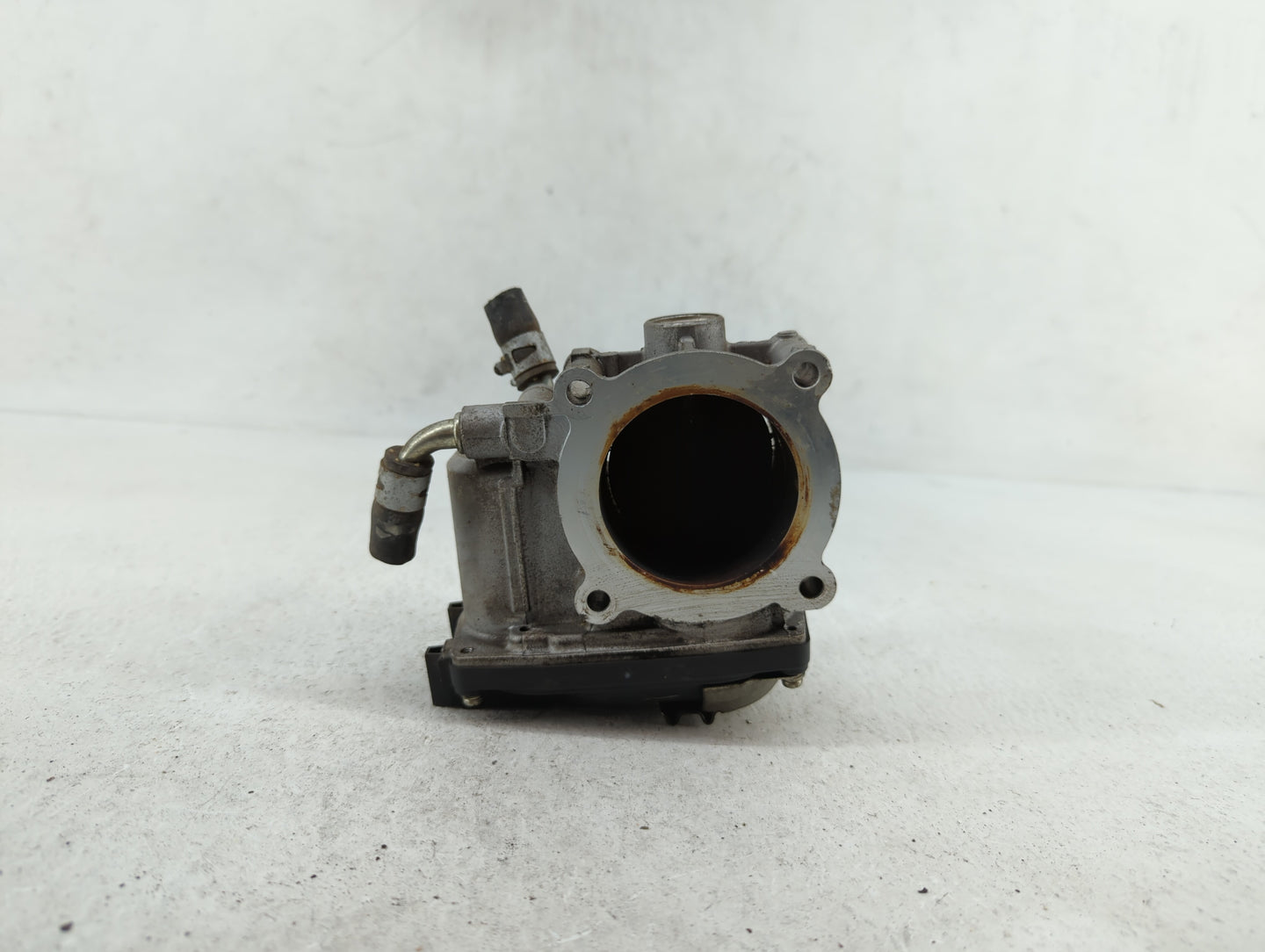 2011 Mitsubishi Outlander Sport Throttle Body P/N:57020 Fits Fits 2008 OEM Used Auto Parts - Oemusedautoparts1.com