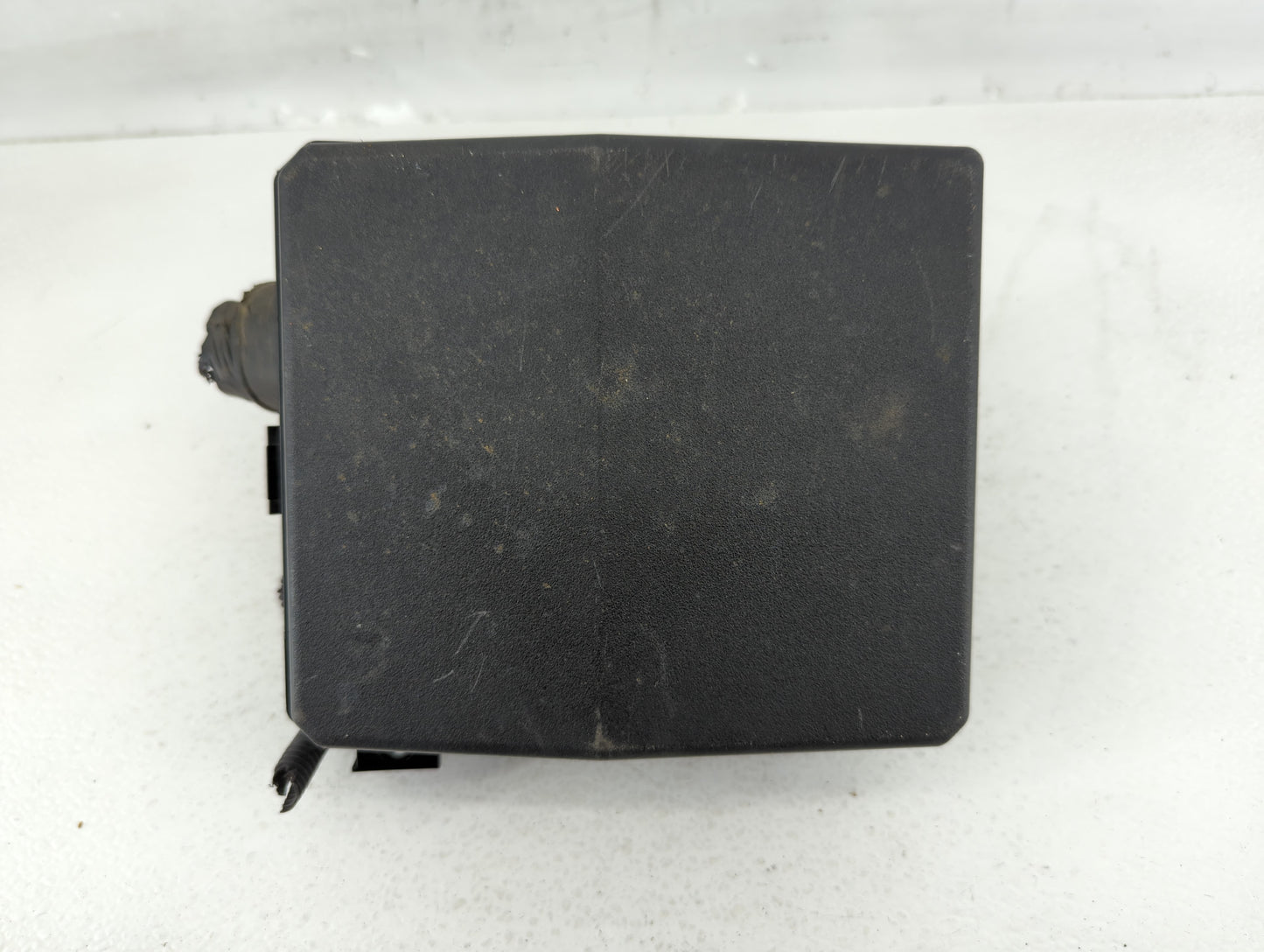 2011 Mitsubishi Outlander Sport Fusebox Fuse Box Panel Relay Module P/N:8565A024 Fits OEM Used Auto Parts - Oemusedautoparts