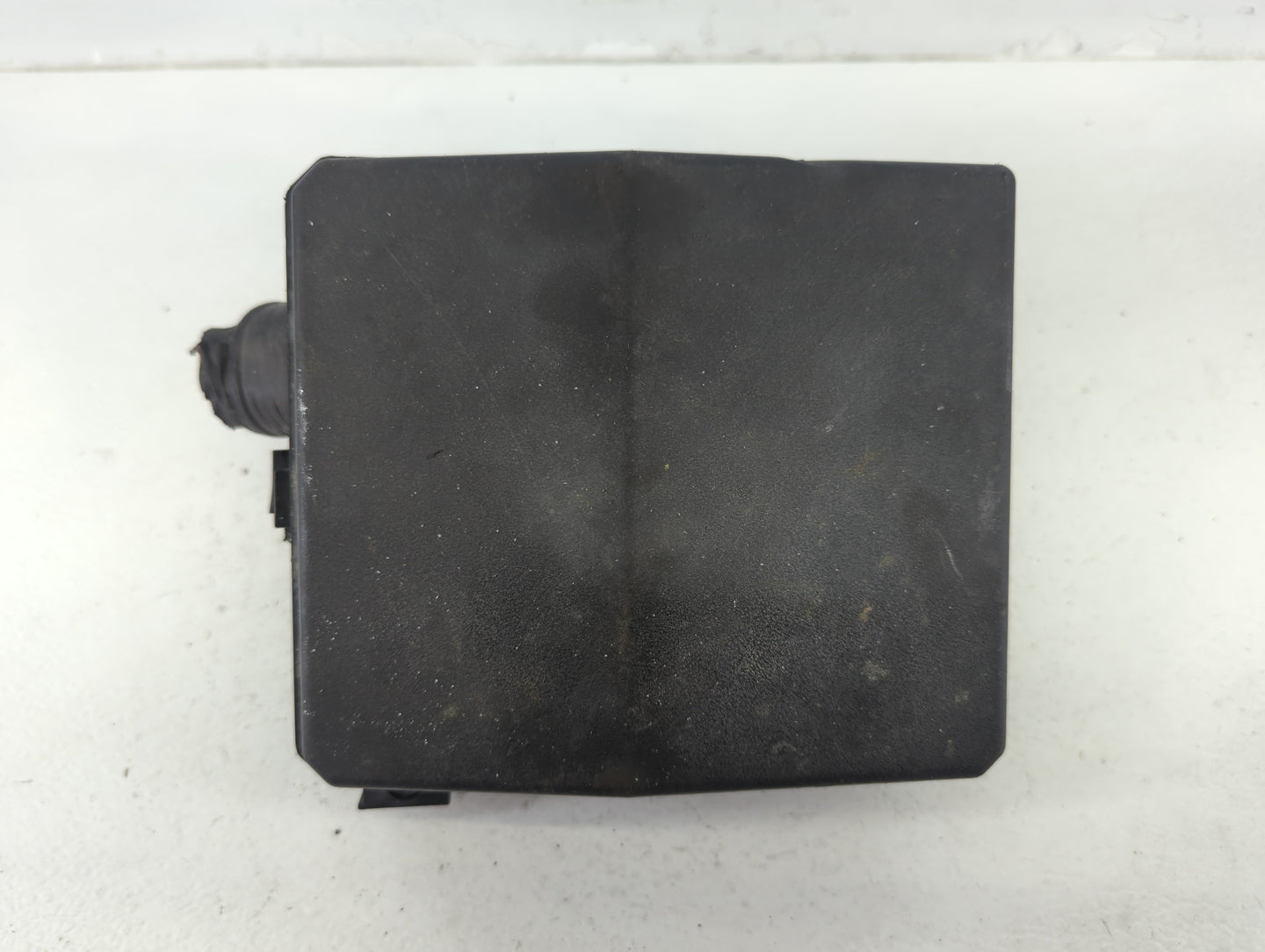 2011 Mitsubishi Outlander Sport Fusebox Fuse Box Panel Relay Module P/N:PR061-02000 Fits OEM Used Auto Parts - Oemusedautopa