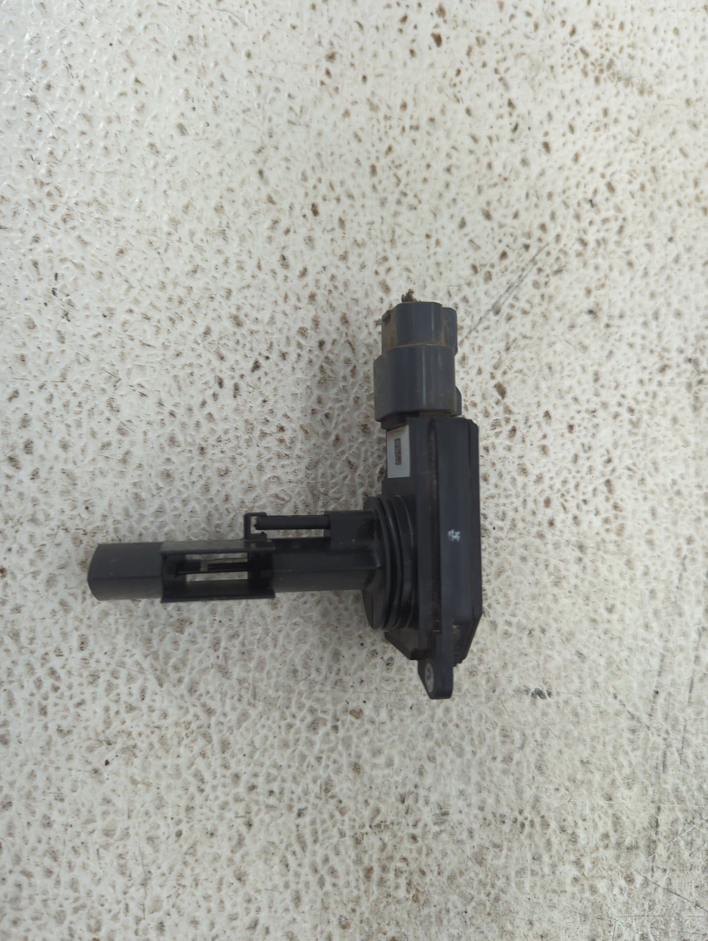 2011-2013 Mitsubishi Rvr Mass Air Flow Meter Maf 1487819 - Oemusedautoparts1.com