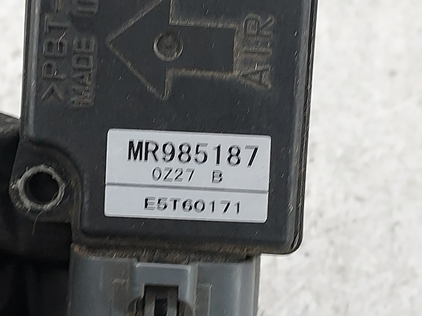 2011-2013 Mitsubishi Rvr Mass Air Flow Meter Maf 1487999 - Oemusedautoparts1.com