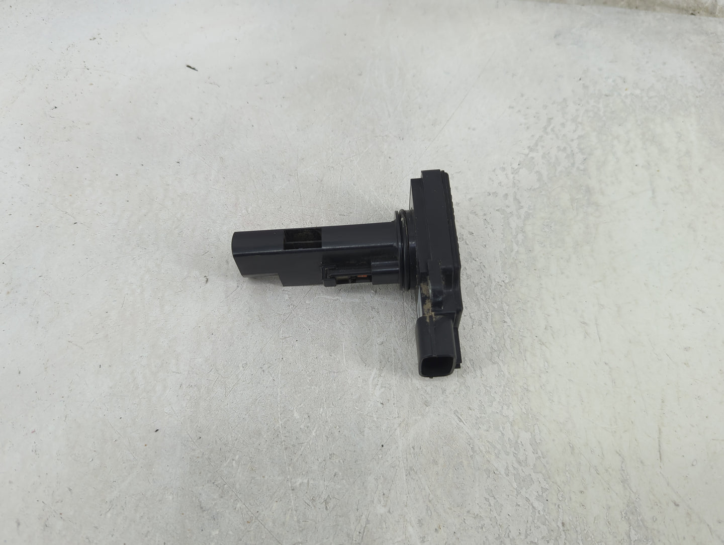2011-2013 Mitsubishi Rvr Mass Air Flow Meter Maf 1489861 - Oemusedautoparts1.com