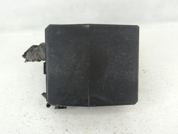 2011 Mitsubishi Rvr Fusebox Fuse Box Panel Relay Module P/N:8565A024 Fits OEM Used Auto Parts - Oemusedautoparts1.com
