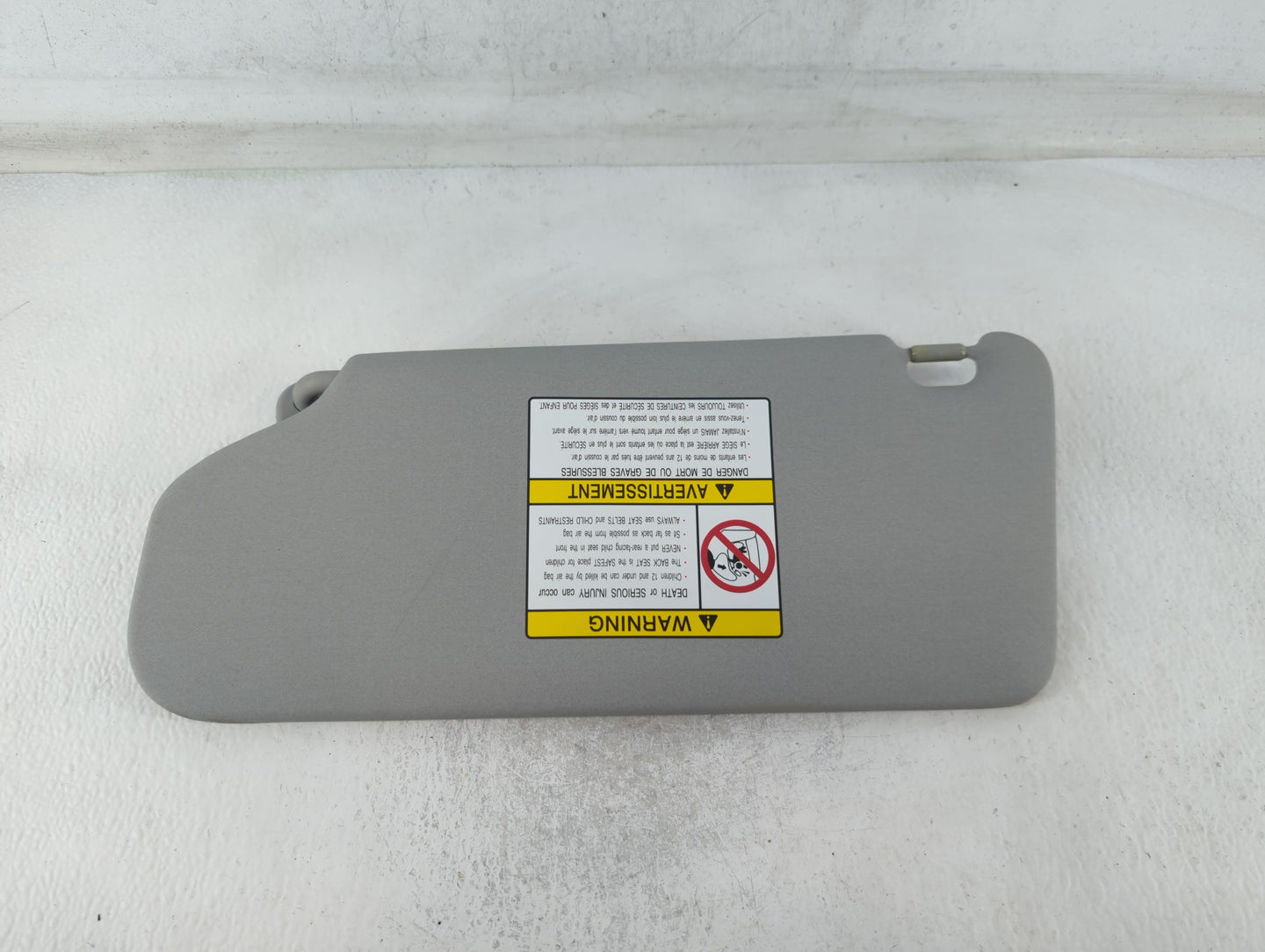 2011-2012 Mitsubishi Rvr Sun Visor Shade Replacement Passenger Right Mirror Fits Fits 2011 2012 OEM Used Auto Parts - Oemuse