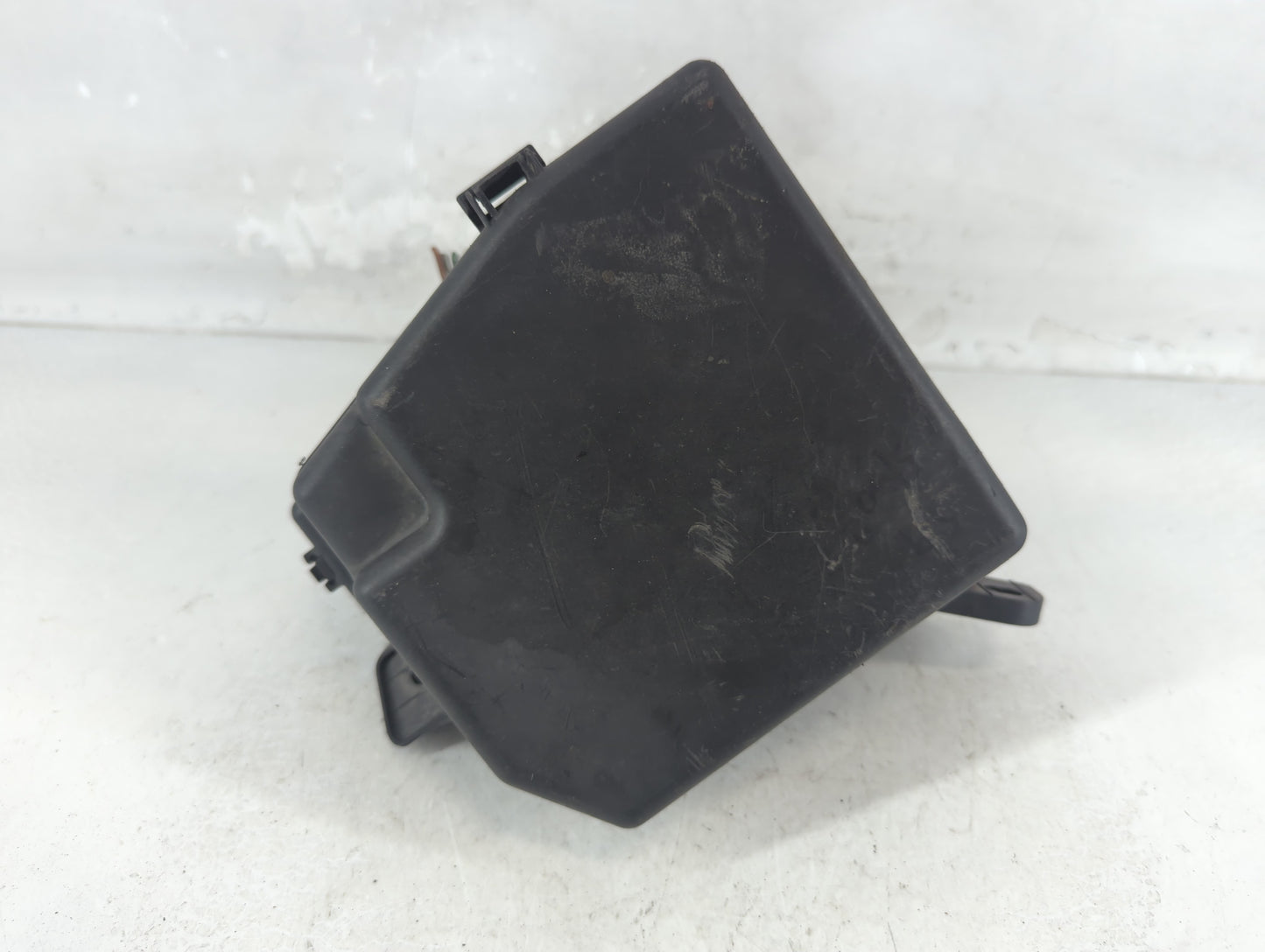 2011 Nissan Altima Fusebox Fuse Box Panel Relay Module P/N:82662-52301 Fits OEM Used Auto Parts - Oemusedautoparts1.com