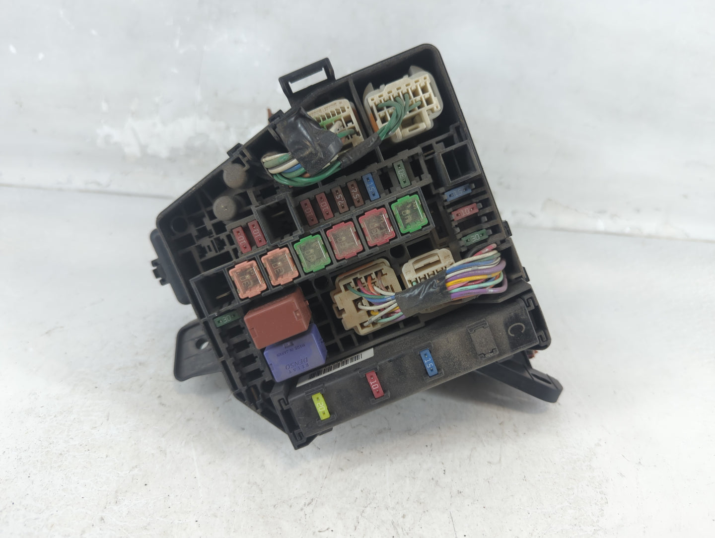 2011 Nissan Altima Fusebox Fuse Box Panel Relay Module P/N:82662-52301 Fits OEM Used Auto Parts - Oemusedautoparts1.com
