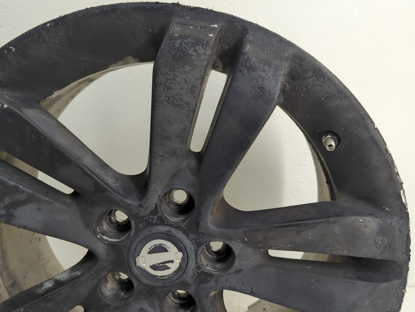 2010-2013 Nissan Altima Oem Wheel Rim 1067168 - Oemusedautoparts1.com