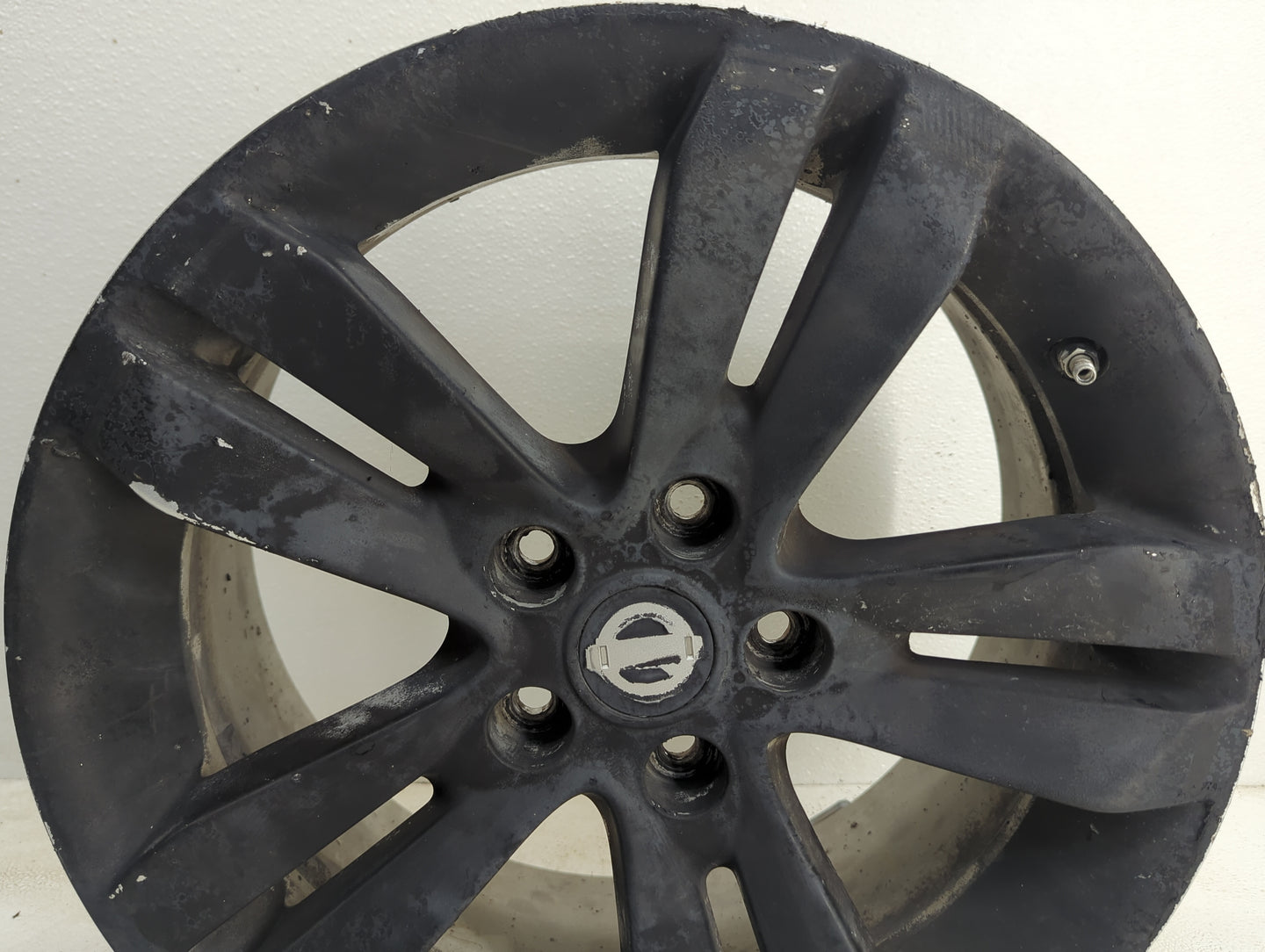 2010-2013 Nissan Altima Oem Wheel Rim 1067168 - Oemusedautoparts1.com