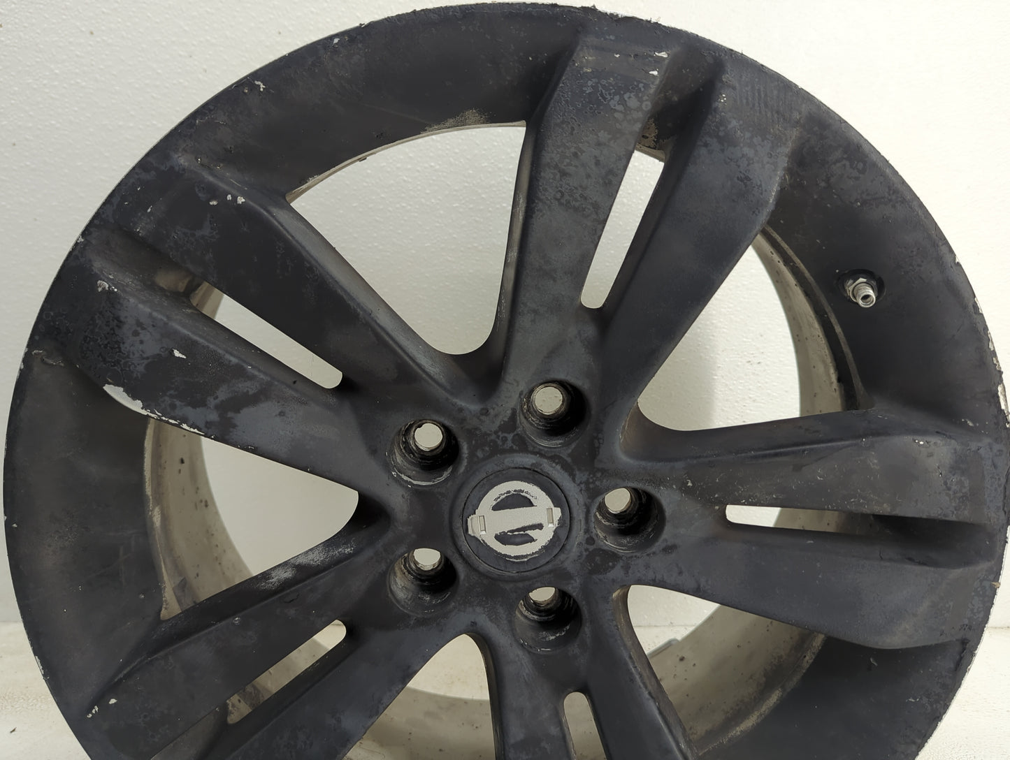 2010-2013 Nissan Altima Oem Wheel Rim 1067168 - Oemusedautoparts1.com