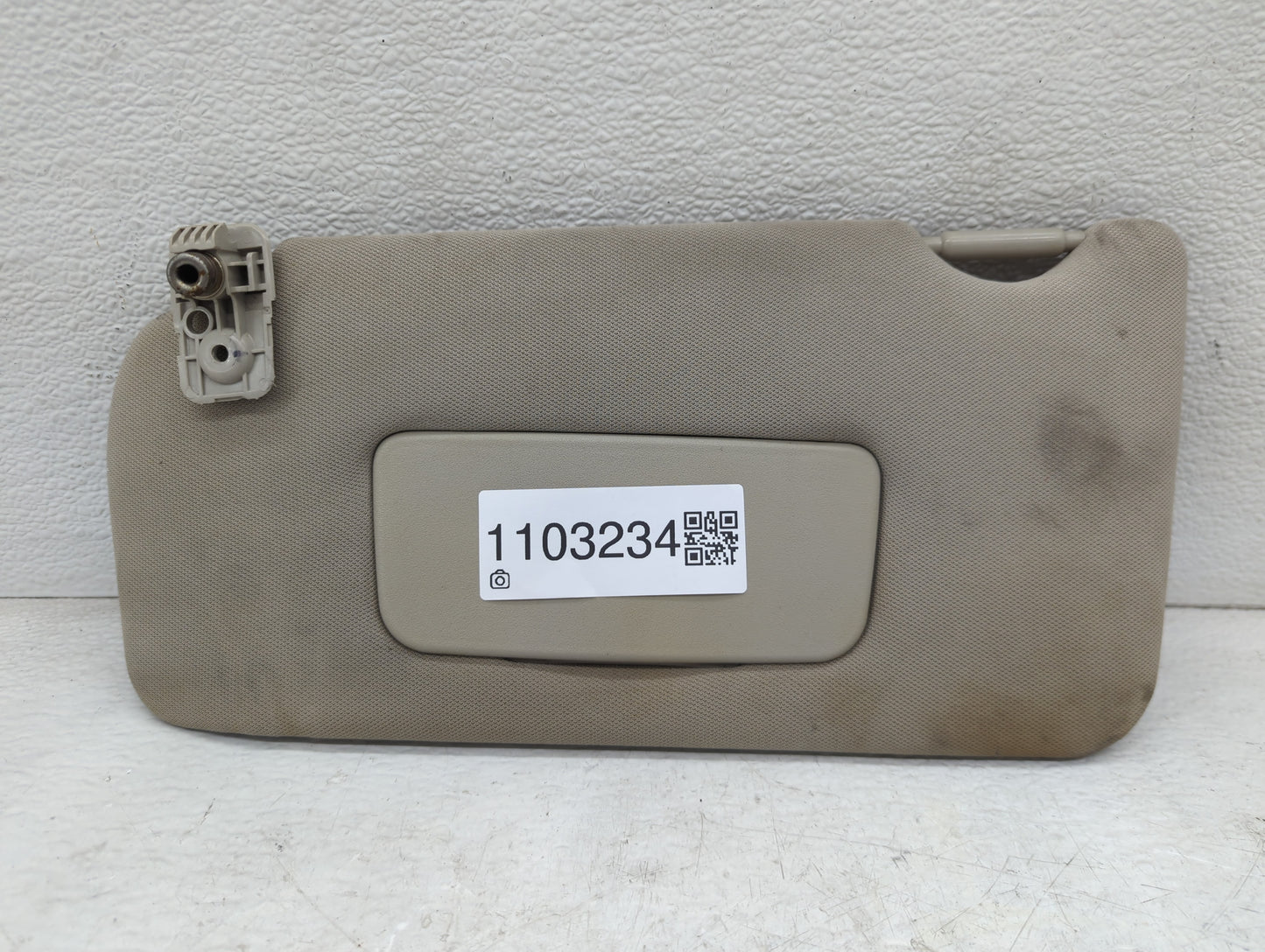 2010-2012 Nissan Altima Sun Visor Shade Replacement Driver Left Mirror Fits Fits 2010 2011 2012 OEM Used Auto Parts - Oemuse