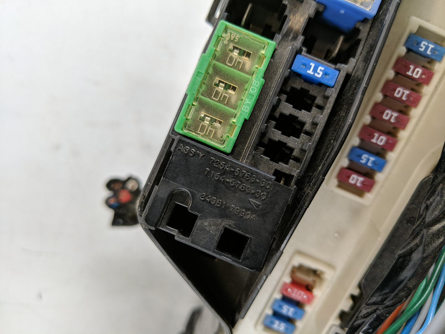 2011-2013 Nissan Altima Fusebox Fuse Box Panel Relay Module P/N:24381 7990A 7254-5763-30 Fits Fits 2011 2012 2013 OEM Used A