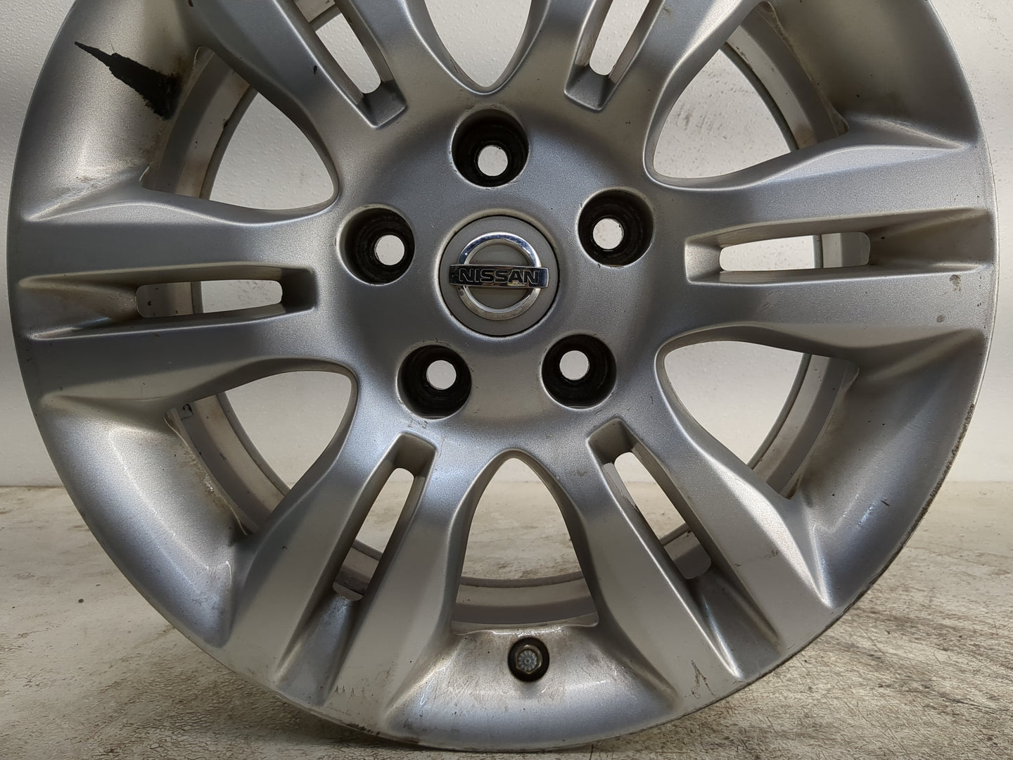 2010-2013 Nissan Altima Oem Wheel Rim - Oemusedautoparts1.com