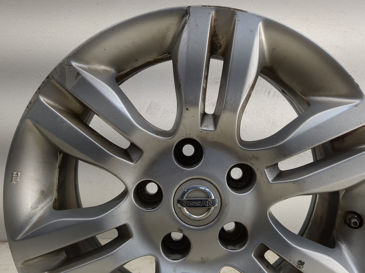 2010-2013 Nissan Altima Oem Wheel Rim - Oemusedautoparts1.com