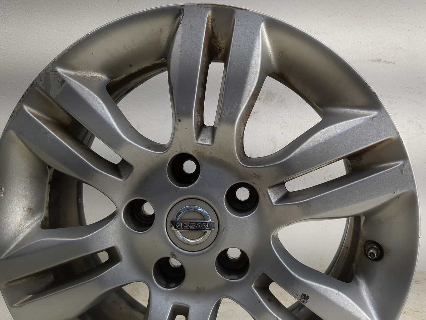 2010-2013 Nissan Altima Oem Wheel Rim - Oemusedautoparts1.com