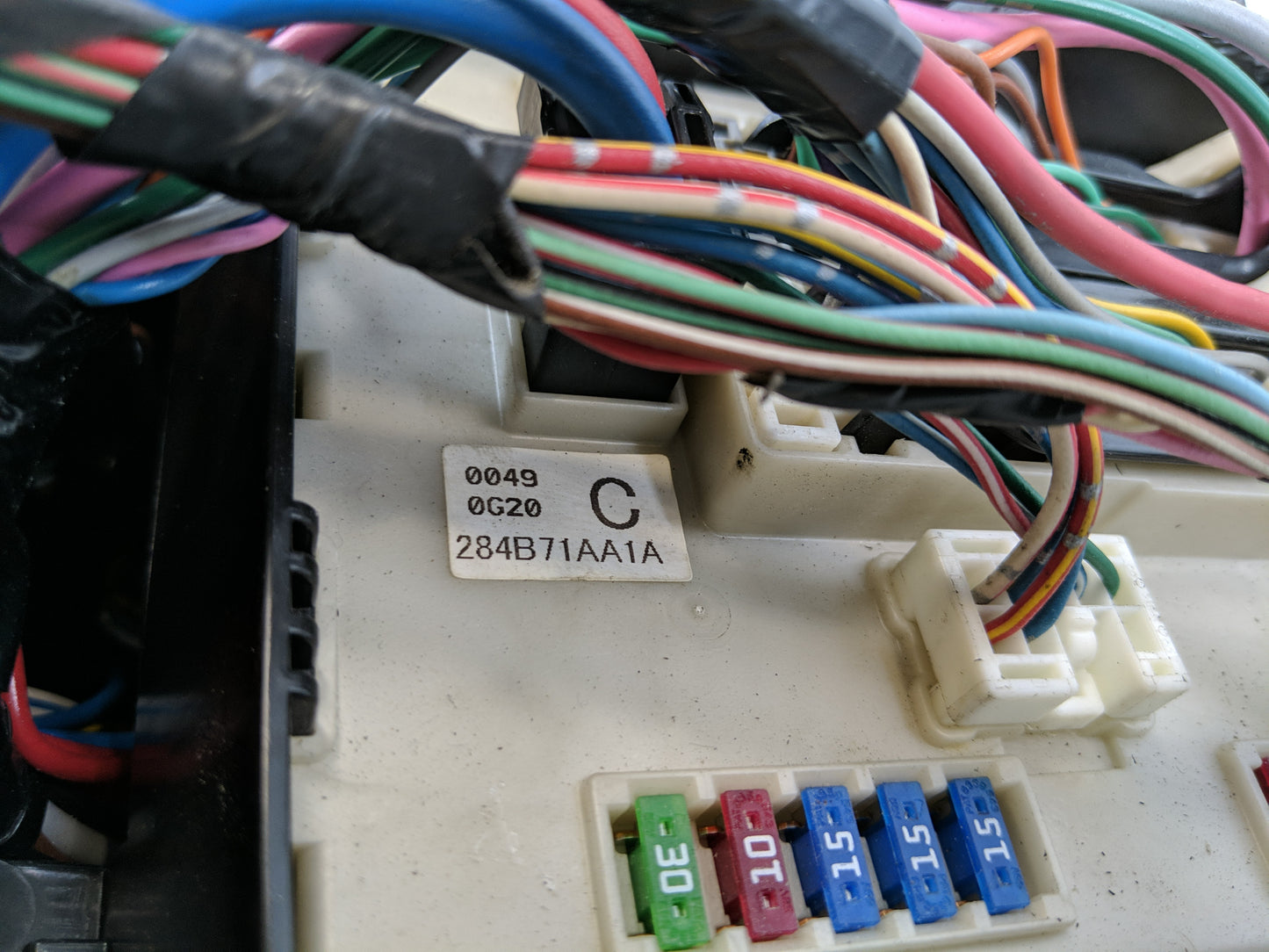 2011 Nissan Altima Fusebox Fuse Box Panel Relay Module P/N:82662-52301 Fits OEM Used Auto Parts - Oemusedautoparts1.com