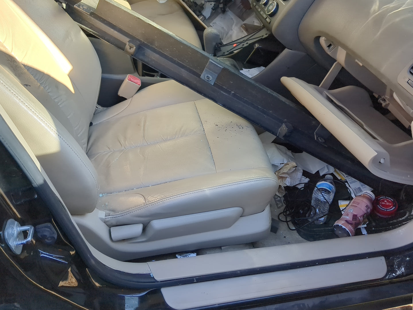 2011-2012 Nissan Altima Passenger Front Seat Oem 1201384 - Oemusedautoparts1.com