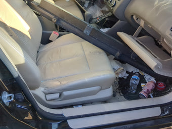 compare product 2011-2012 Nissan Altima Passenger Front Seat Oem 1201384