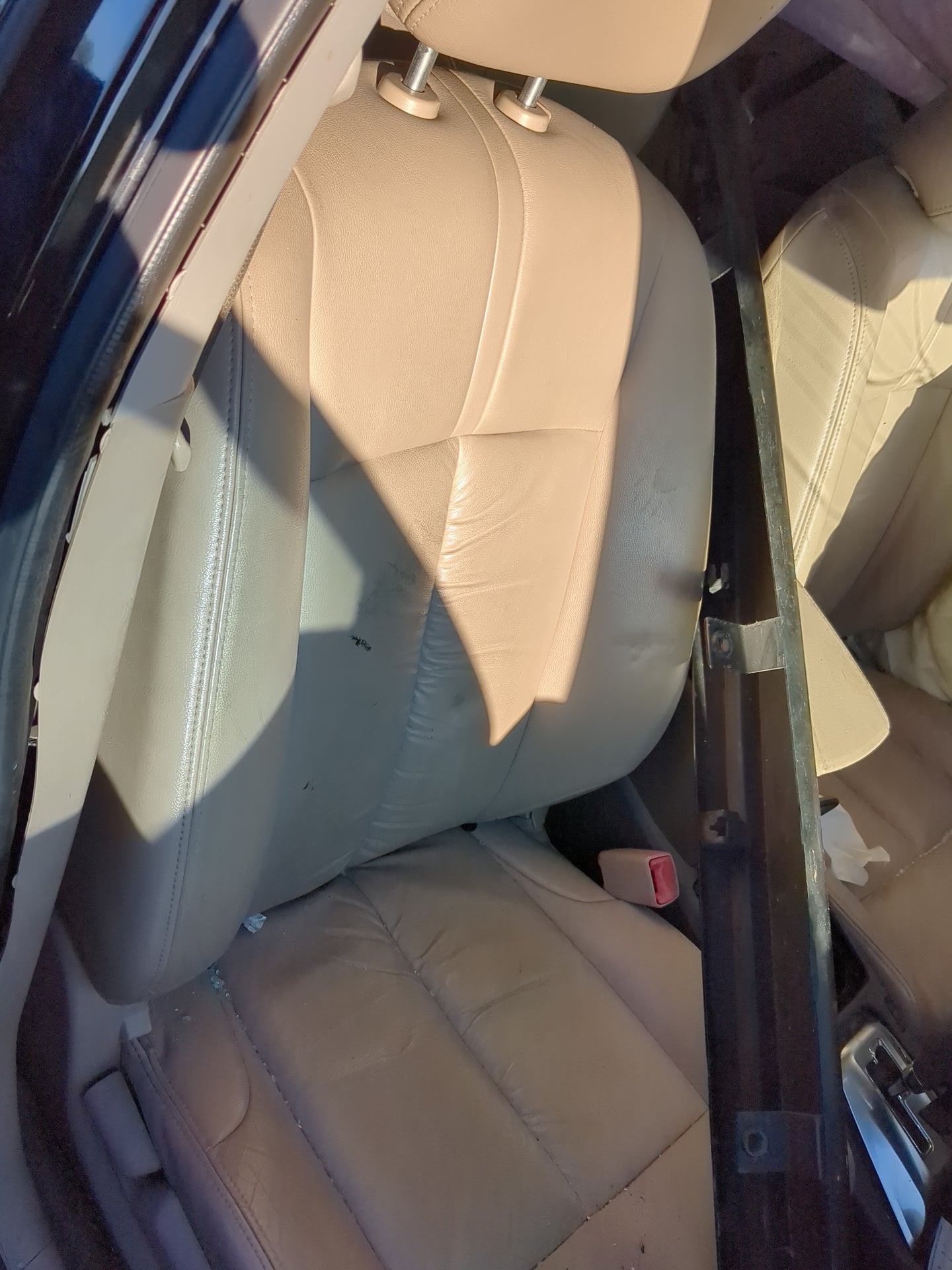 2011-2012 Nissan Altima Passenger Front Seat Oem 1201384 - Oemusedautoparts1.com