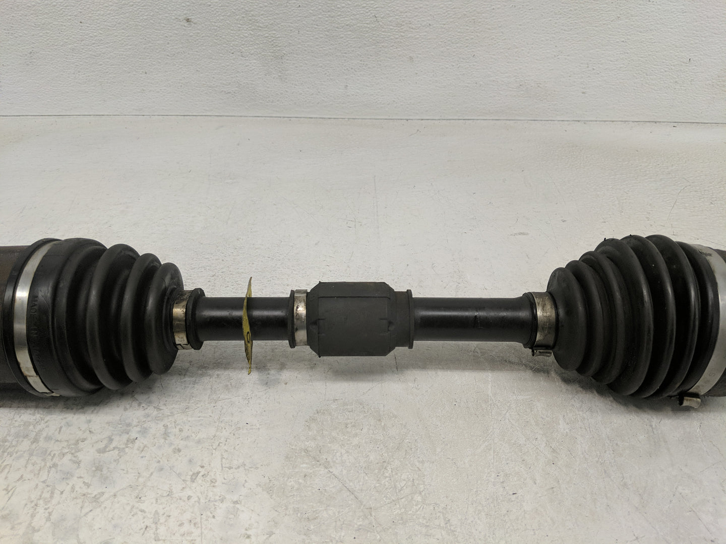 2007-2013 Nissan Altima Axle Shaft Front Driver Cv C/v - Oemusedautoparts1.com