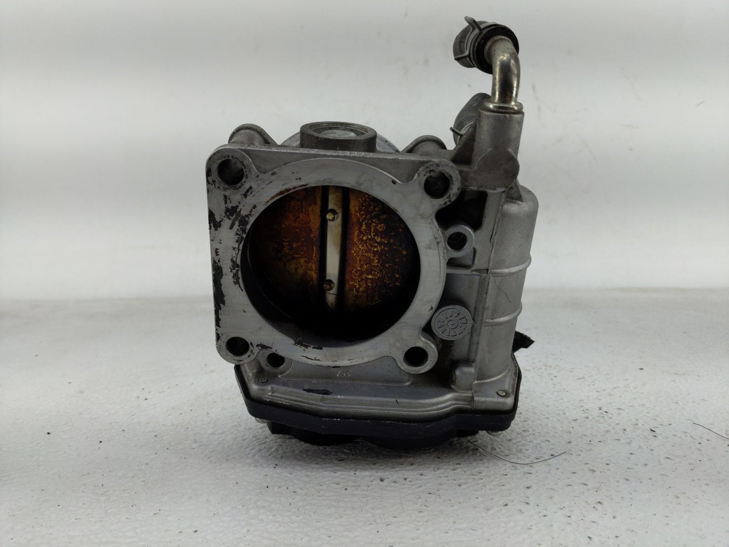 2011 Nissan Altima Throttle Body Fits OEM Used Auto Parts - Oemusedautoparts1.com