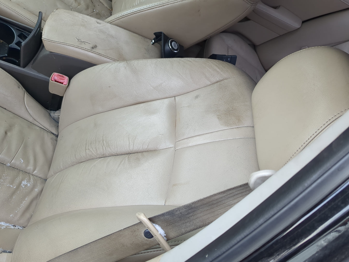 2010-2012 Nissan Altima Driver Front Seat Oem 1249566 - Oemusedautoparts1.com