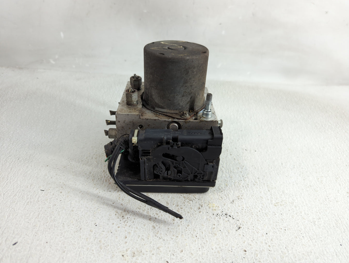 2011-2012 Nissan Altima ABS Pump Control Module Replacement P/N:47660 ZX65A Fits Fits 2011 2012 OEM Used Auto Parts - Oemuse