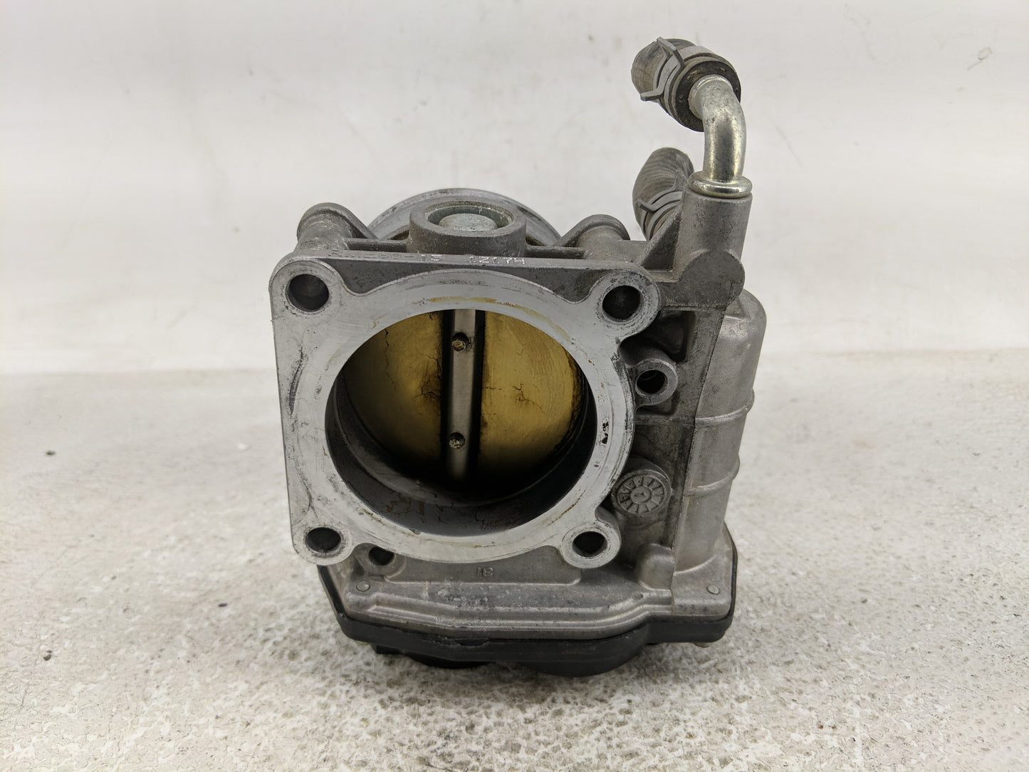 2007-2013 Nissan Altima Throttle Body P/N:526-01 Fits Fits 2007 2008 2009 2010 2011 2012 2013 OEM Used Auto Parts - Oemuseda