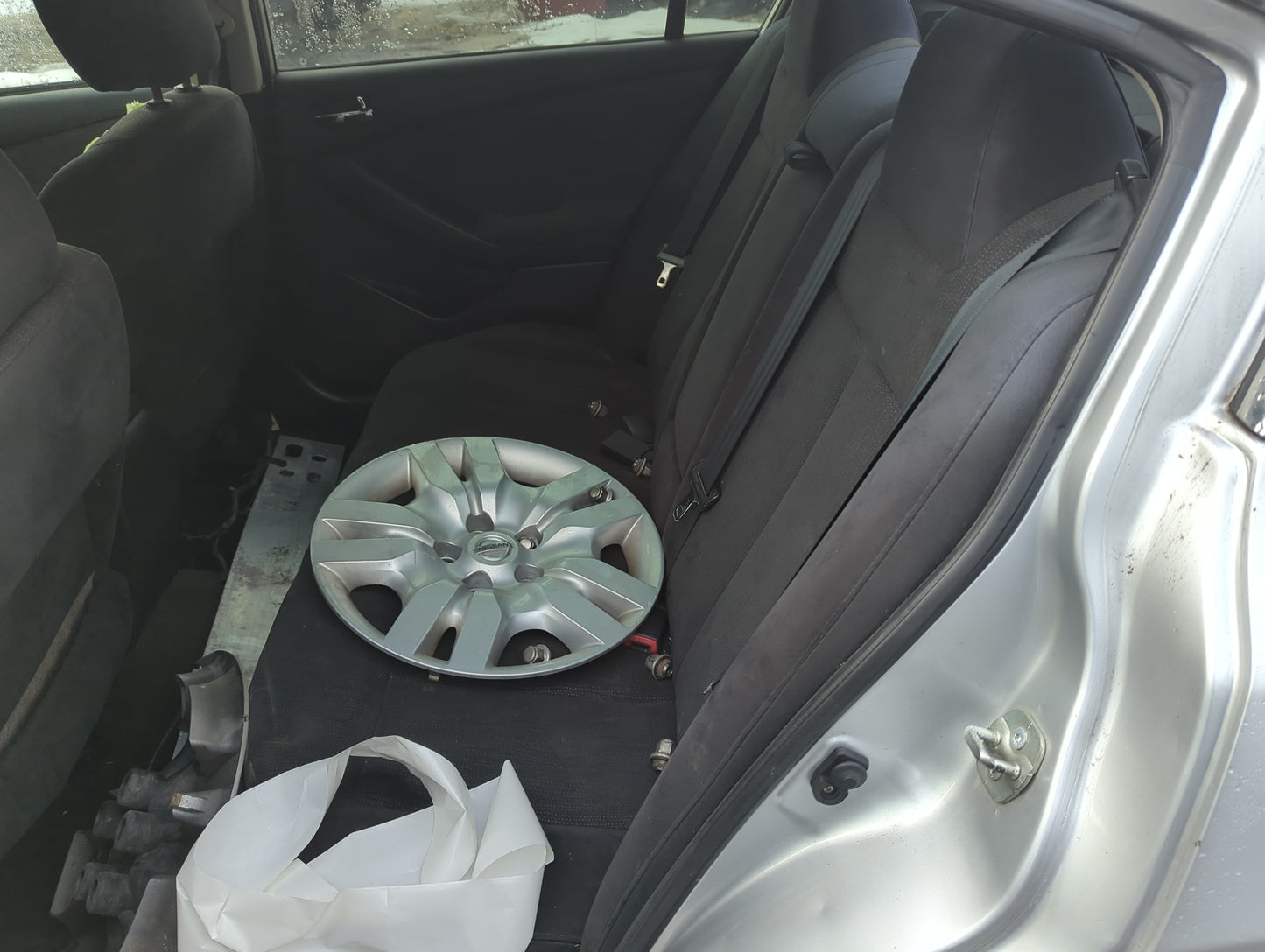 2011 Nissan Altima Rear Seat Oem 1313755 - Oemusedautoparts1.com