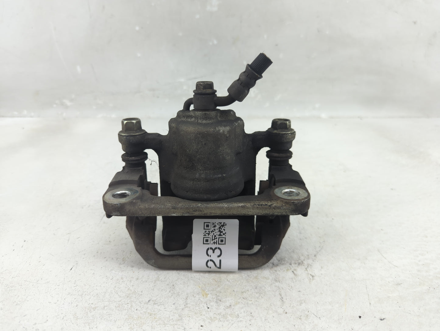2007-2018 Nissan Altima Front Driver Left Brake Caliper - Oemusedautoparts1.com