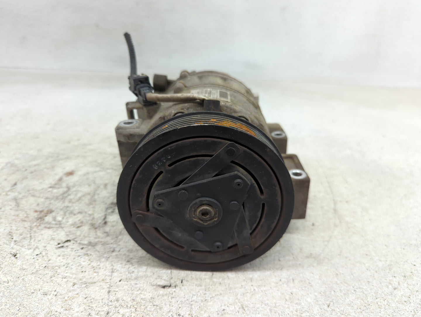 2007-2013 Nissan Altima Air Conditioning A/c Ac Compressor Oem - Oemusedautoparts1.com