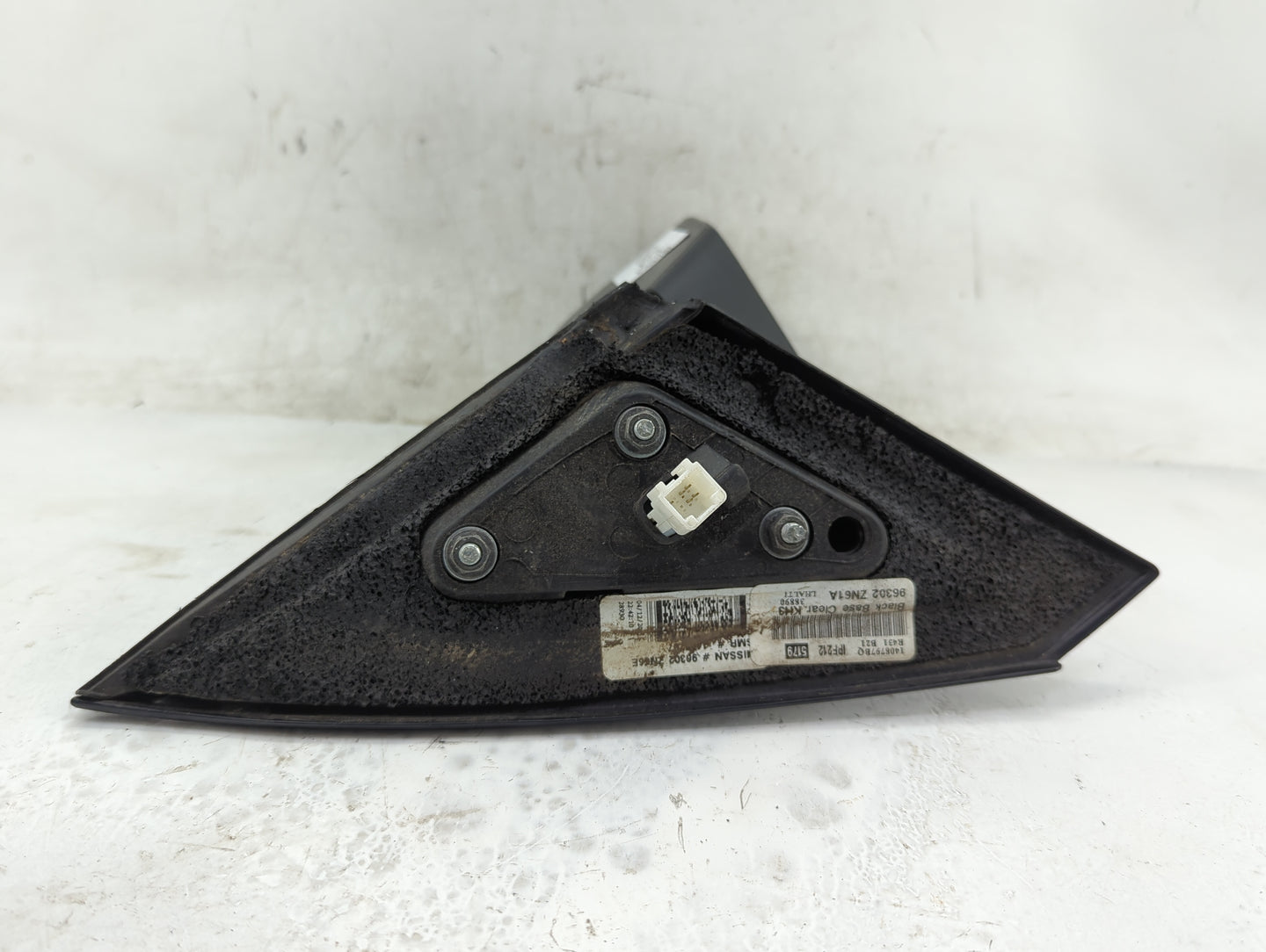 2010-2012 Nissan Altima Driver Side View Mirror - Left Door Mirror OEM Used - Oemusedautoparts1.com