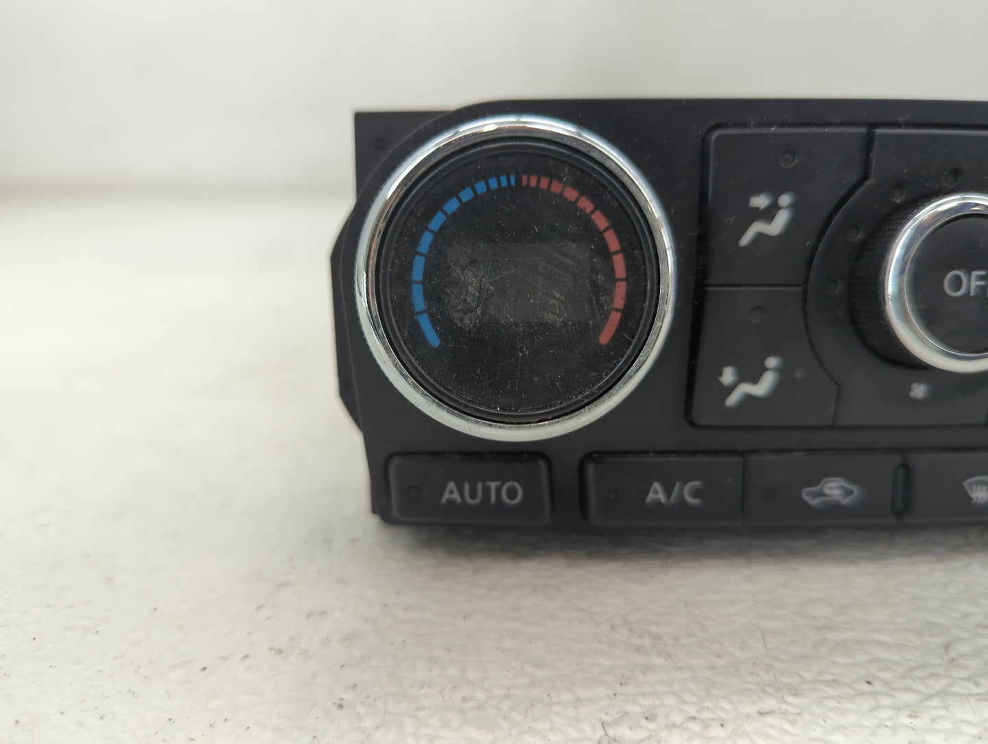 2010-2012 Nissan Altima Radio AM FM Cd Player Receiver Replacement P/N:27500 JA01A 28185 ZX11A Fits Fits 2010 2011 2012 OEM 