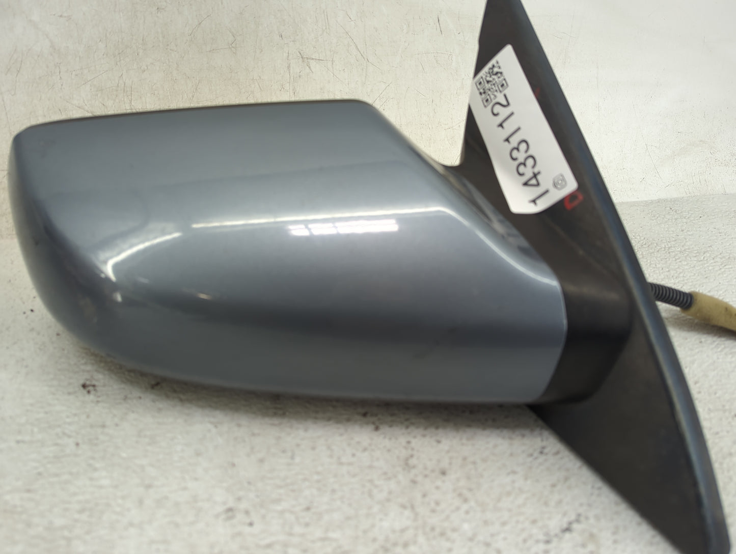 2007-2012 Nissan Altima Passenger Side View Mirror - Right Door Mirror OEM Used - Oemusedautoparts1.com