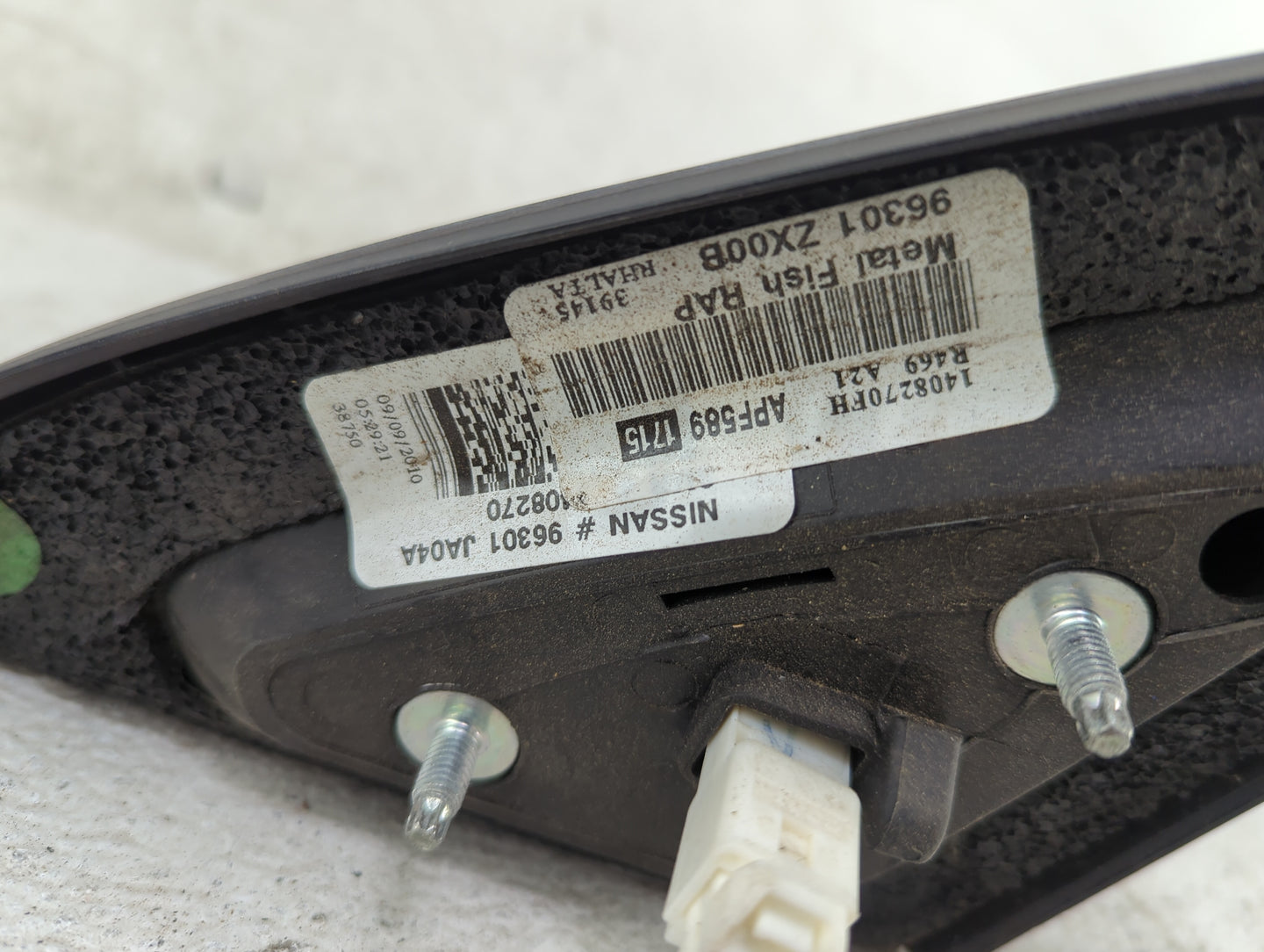 2007-2012 Nissan Altima Passenger Side View Mirror - Right Door Mirror OEM Used - Oemusedautoparts1.com
