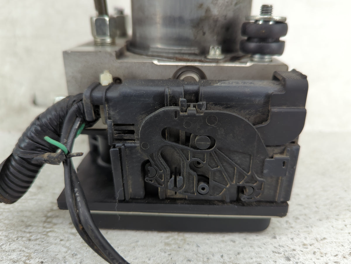 2011-2012 Nissan Altima Anti-Lock Brake ABS Pump Module Actuator OEM P/N:0 265 951 869 20221 D0858 Fits Fits 2011 2012 OEM U