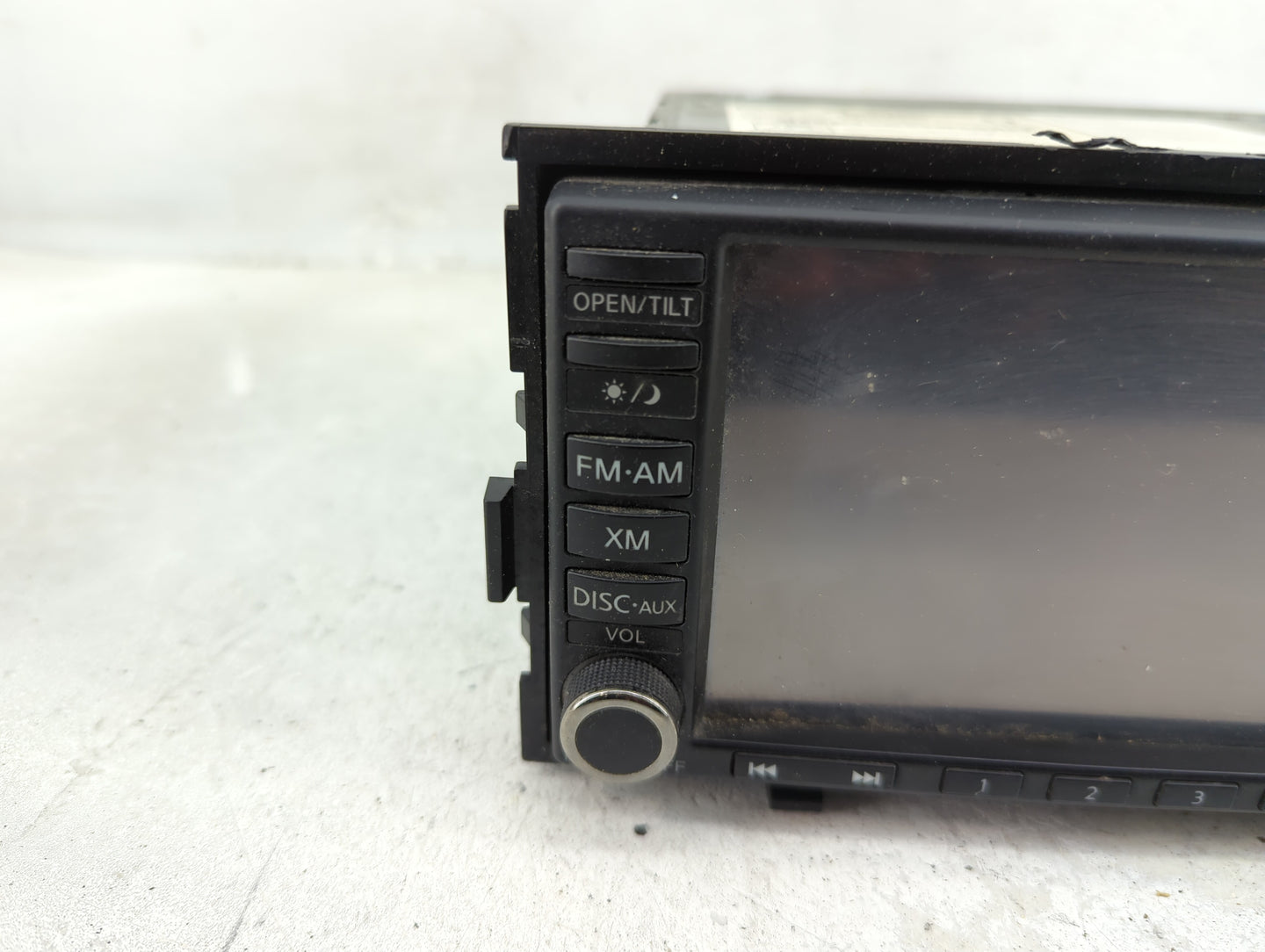 2011-2013 Nissan Altima Radio AM FM Cd Player Receiver Replacement P/N:25915 ZX01A Fits Fits 2011 2012 2013 OEM Used Auto Pa