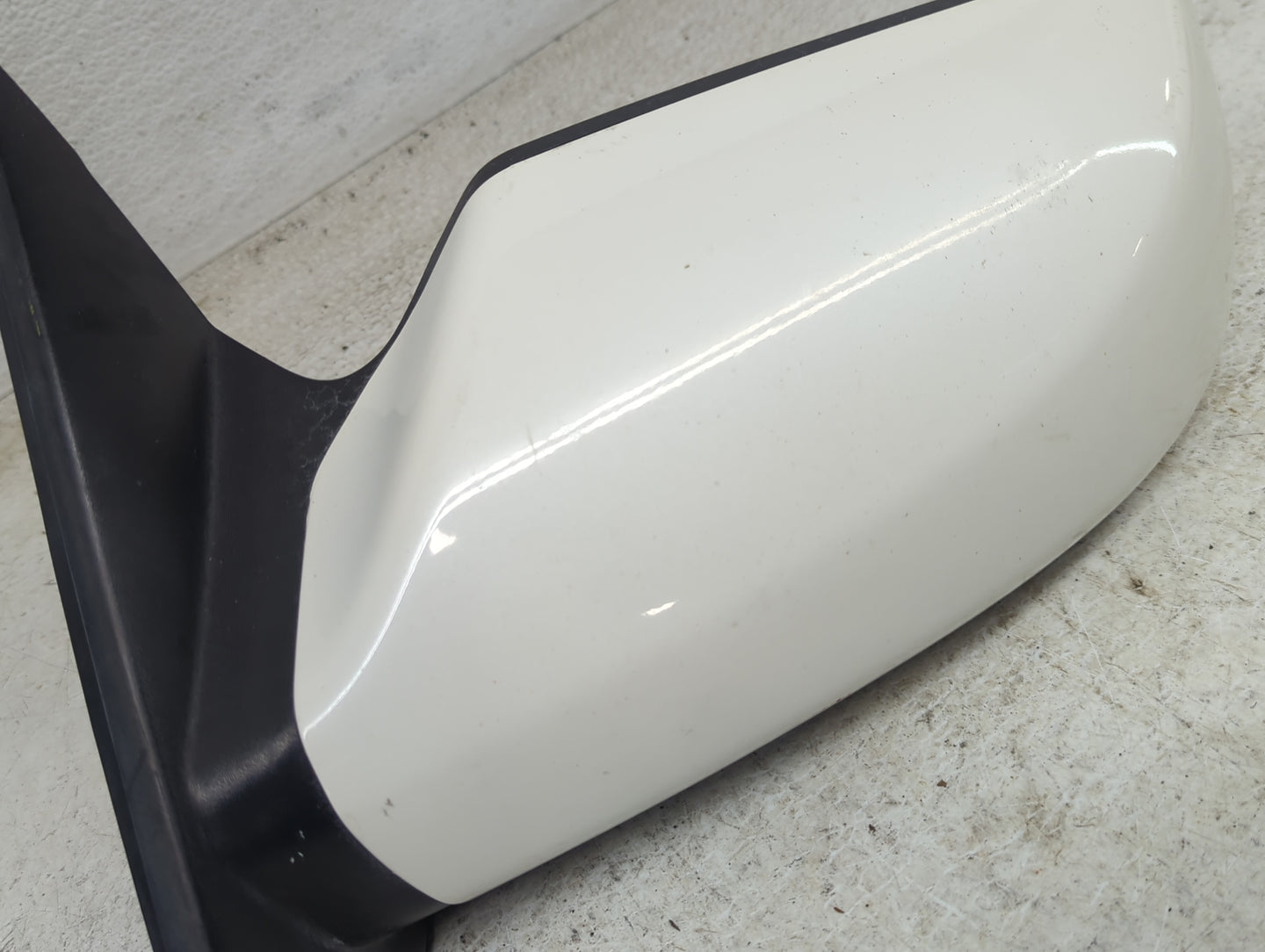 2007-2012 Nissan Altima Driver Side View Mirror - Left Door Mirror OEM Used - Oemusedautoparts1.com