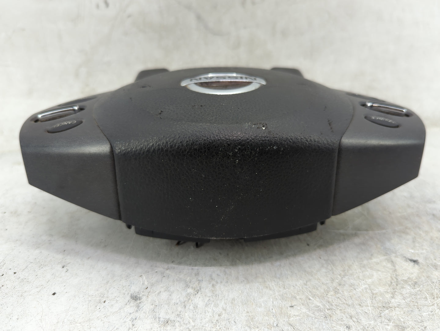 2010-2013 Nissan Altima Air Bag Driver Left Steering Wheel Mounted P/N:PMZXL113240060 Fits Fits 2010 2011 2012 2013 OEM Used