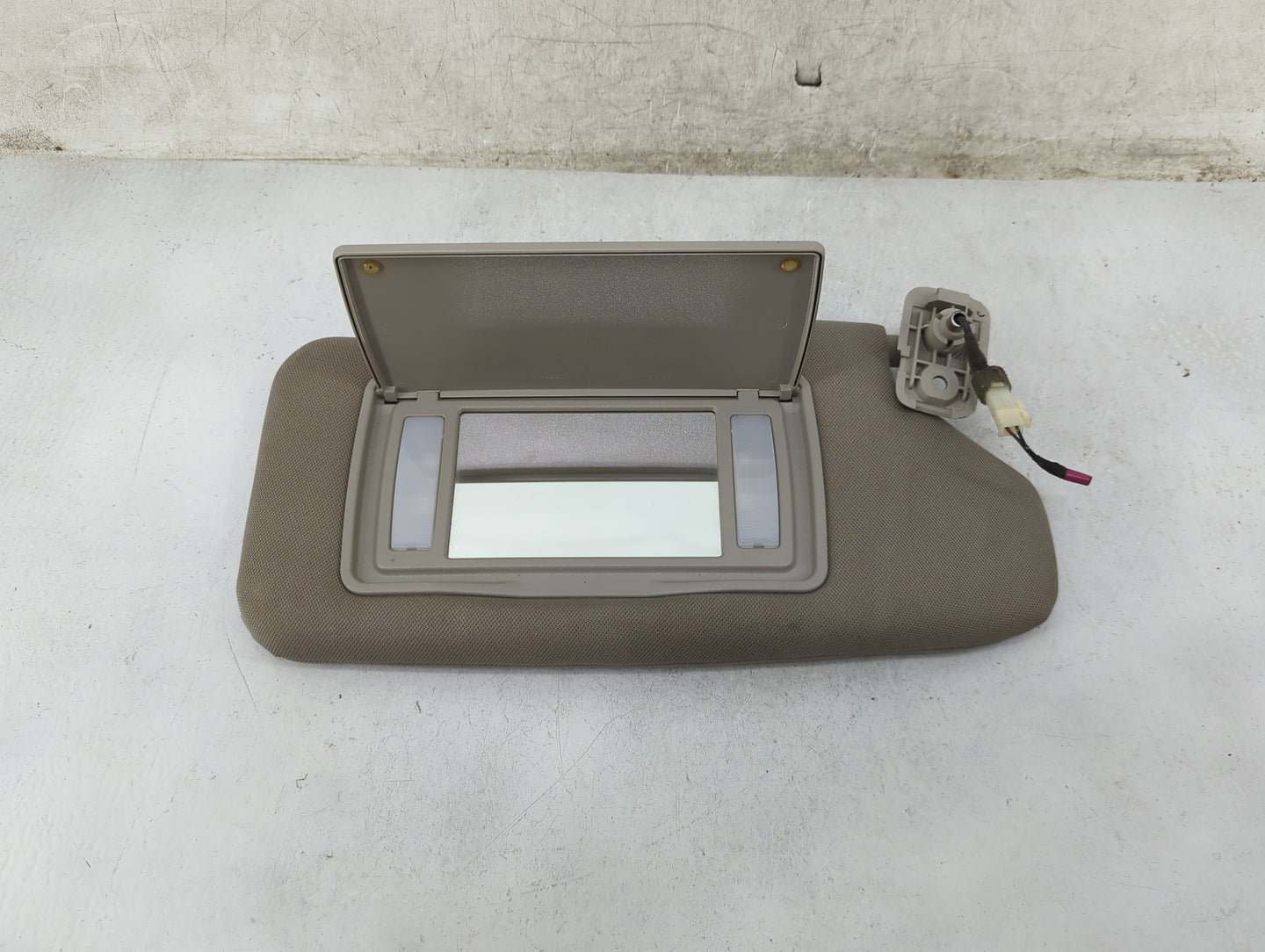 2011 Nissan Altima Sun Visor Shade Replacement Passenger Right Mirror Fits OEM Used Auto Parts - Oemusedautoparts1.com