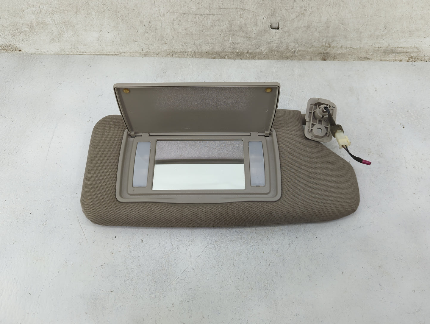 2011 Nissan Altima Sun Visor Shade Replacement Passenger Right Mirror Fits OEM Used Auto Parts - Oemusedautoparts1.com