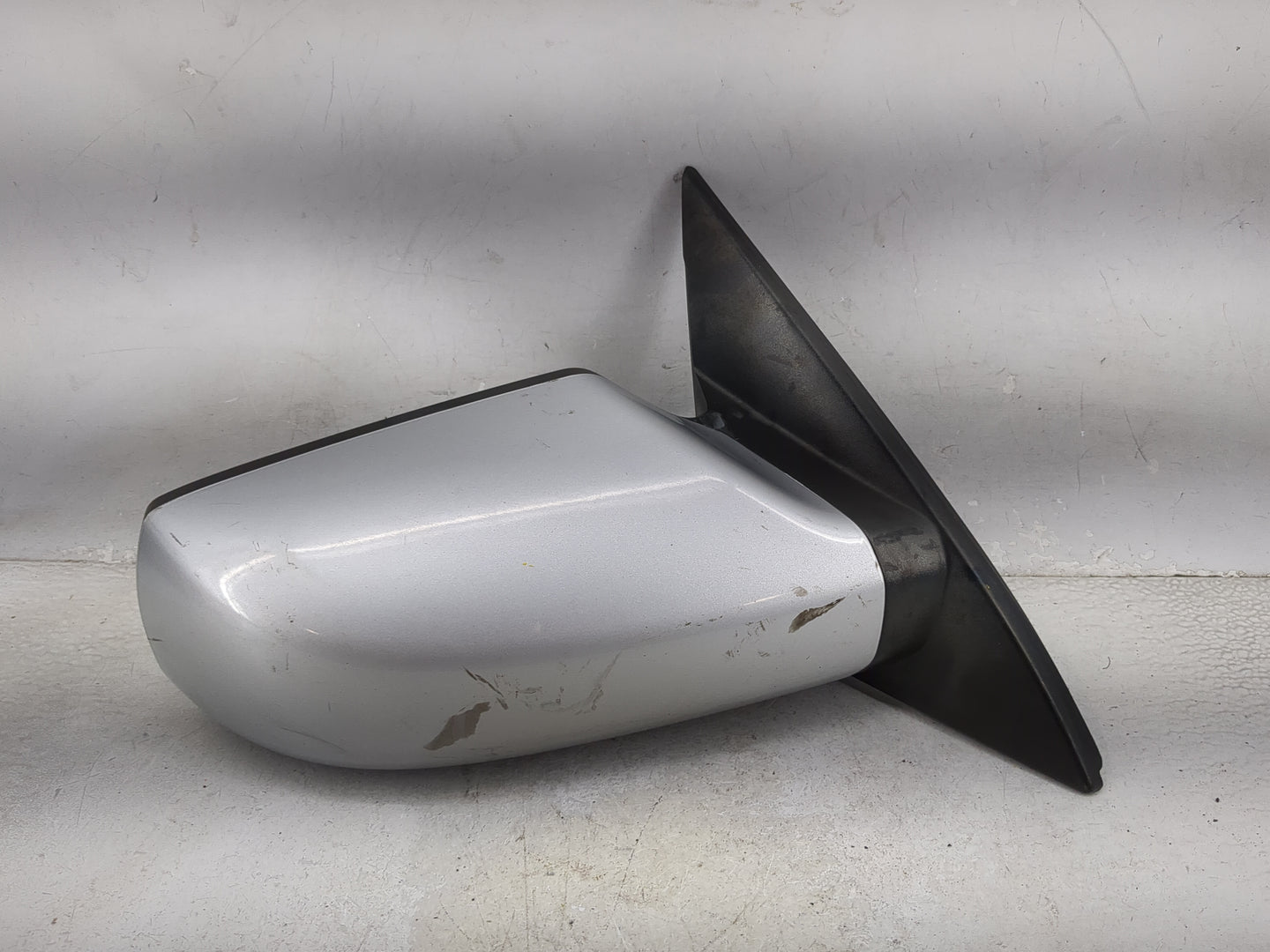 2007-2012 Nissan Altima Passenger Side View Mirror - Right Door Mirror OEM Used - Oemusedautoparts1.com