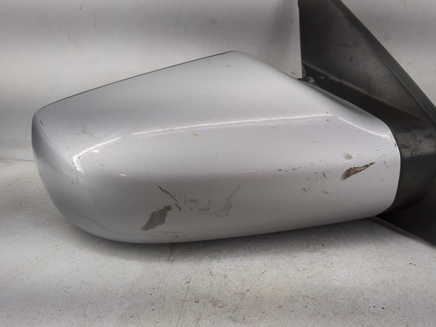 2007-2012 Nissan Altima Passenger Side View Mirror - Right Door Mirror OEM Used - Oemusedautoparts1.com